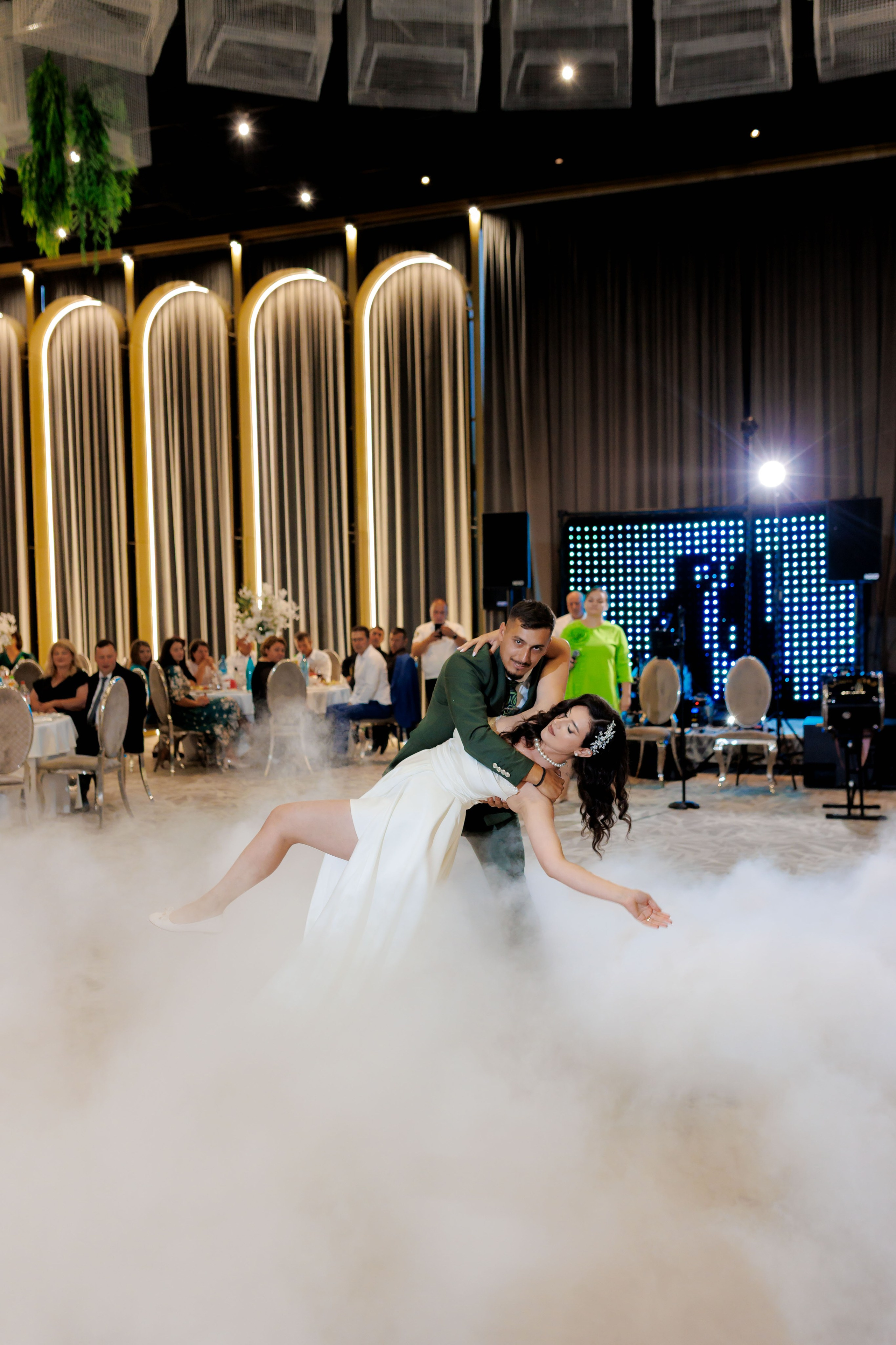 Nunta Nicoleta & Răzvan | Fotografie & Videografie Profesională. Servicii foto-video profesionale, pentru momente de neuitat