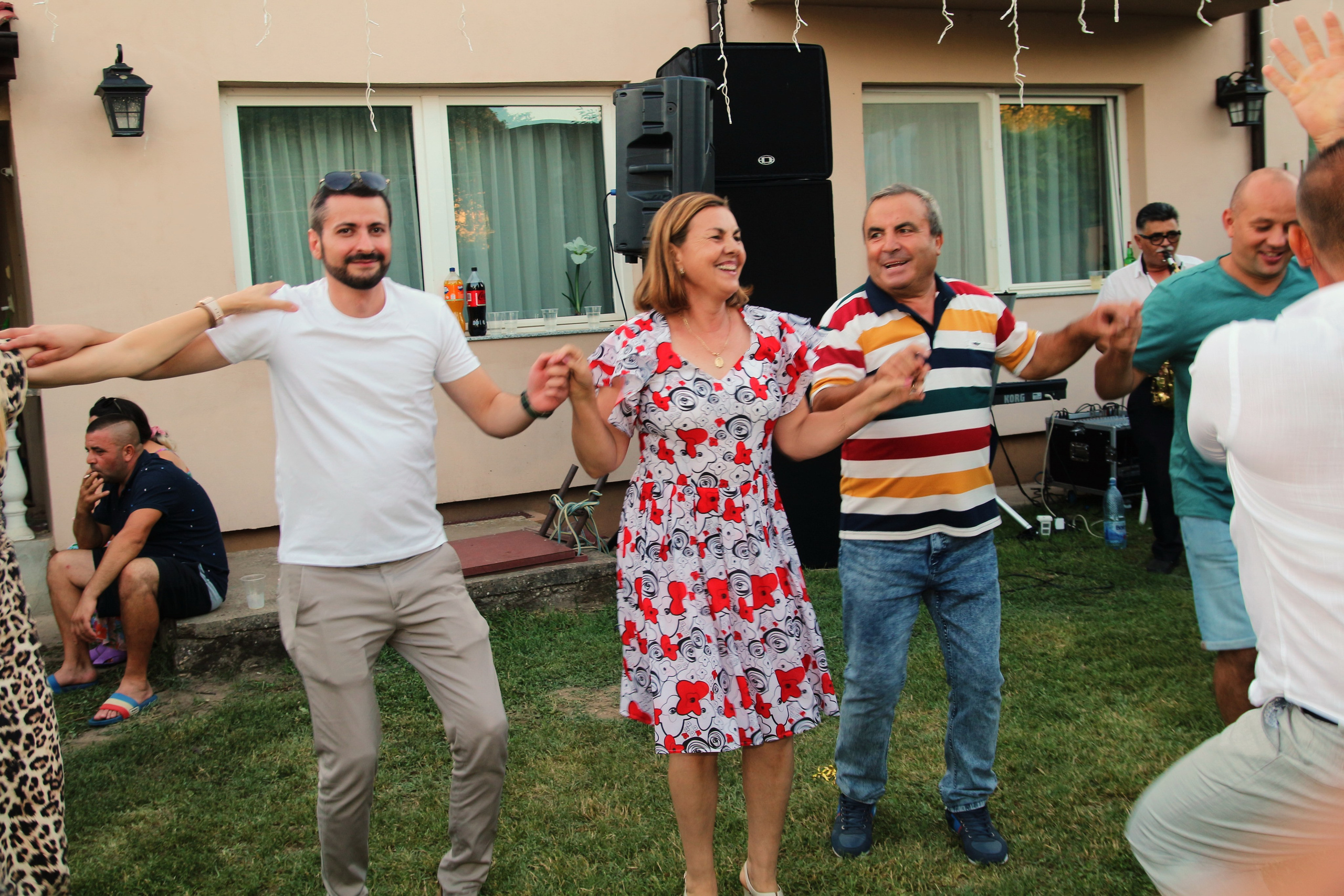 BYZO MEDIA. PETRU BYZO - family and children photographer in ROMANIA