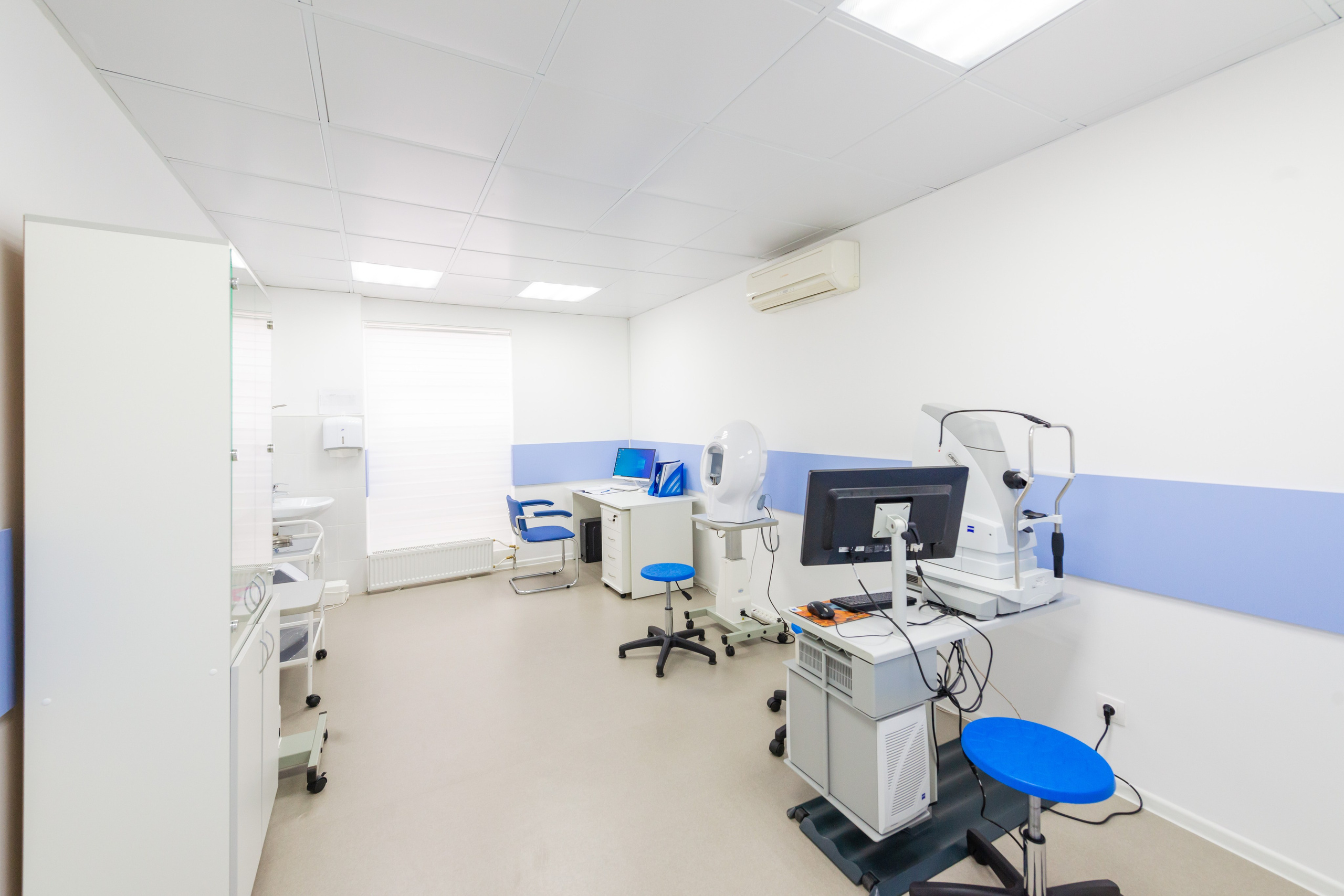 Центр микрохирургии глаза Консилиум. ФОТОГРАФ МЕКСИКА КИНТАНА-РОО