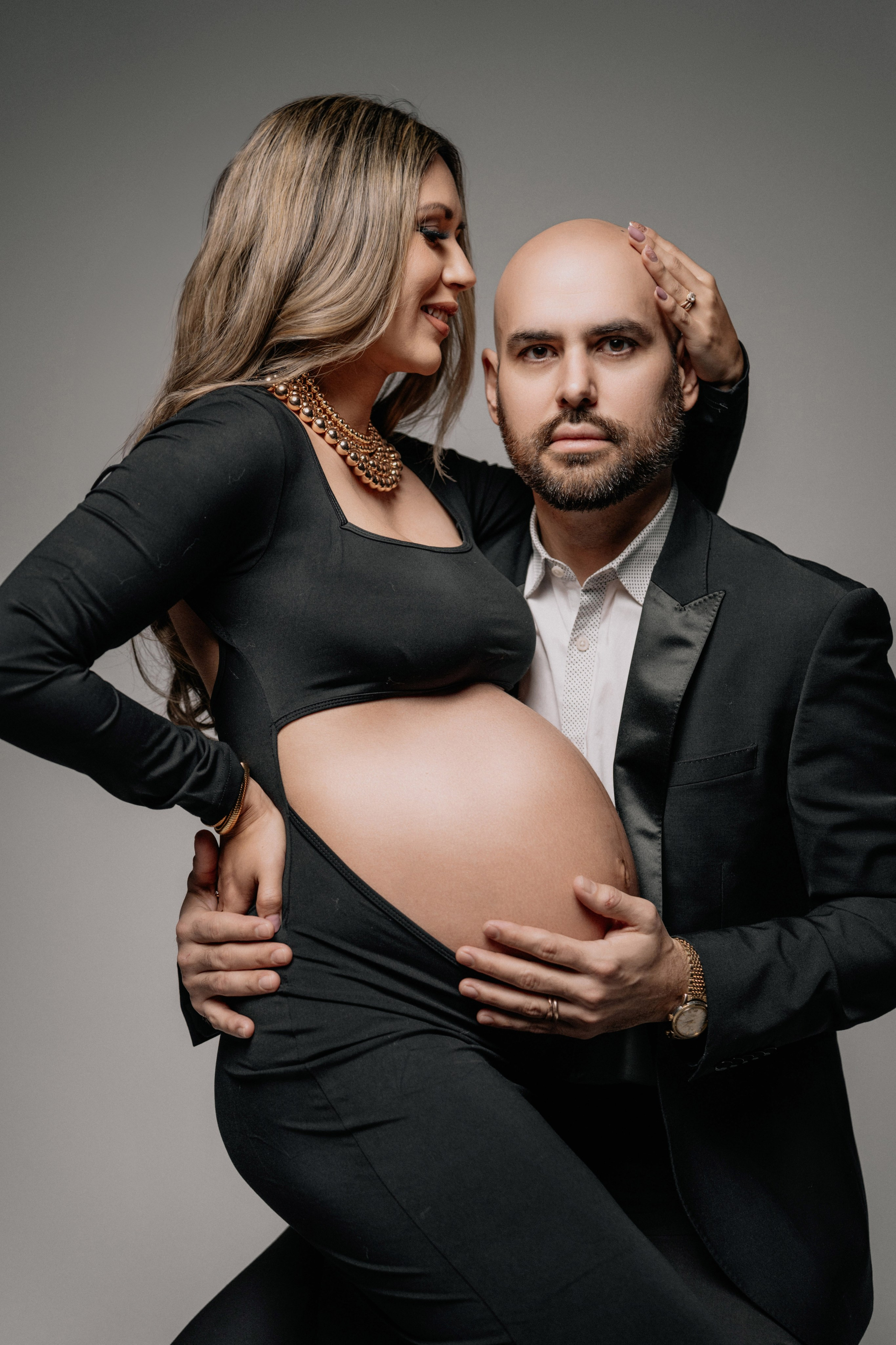 Vivian&Jose. Maternity in studio. Wedding and family photographer and videographer PA, NJ, NY, DE, MD