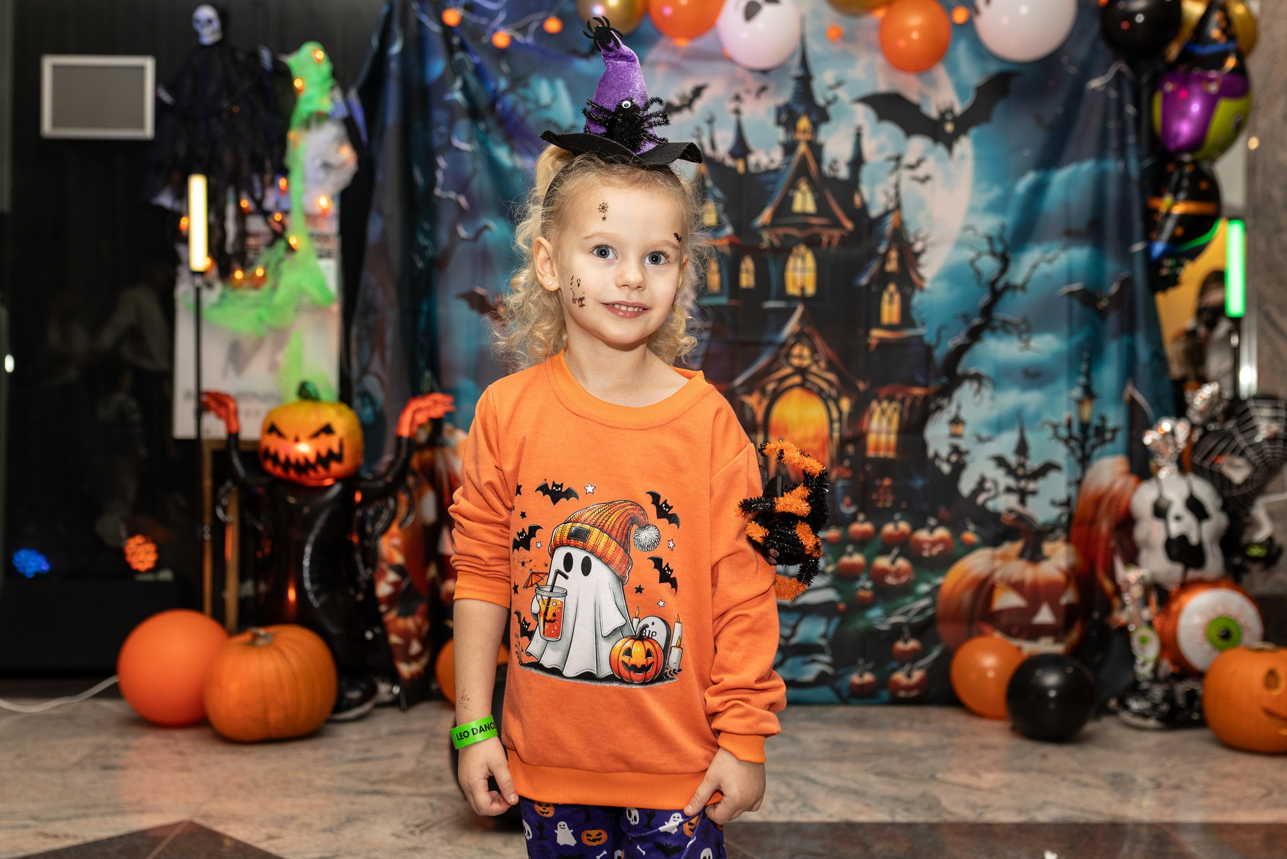 Leo dance studio Helloween 2025. Семейный и детский фотограф в Варшаве Мила Бобровская