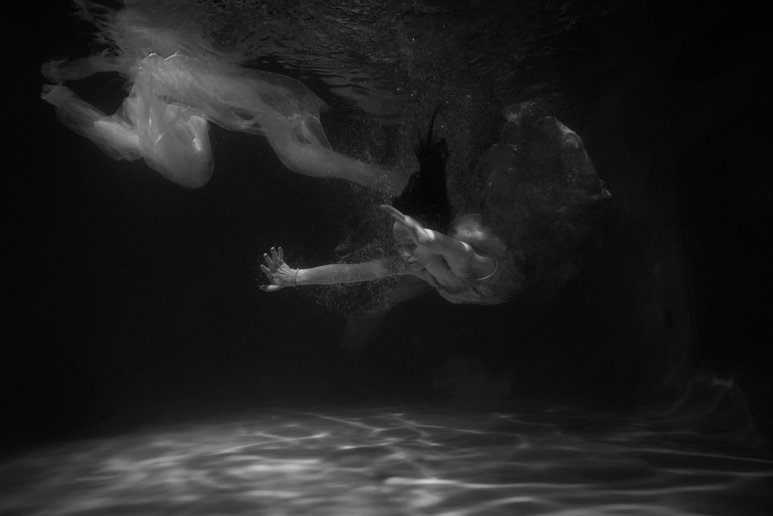 MERMAIDS. Anastasiia Antoniuk portrait, family and couple photographer, Portugal