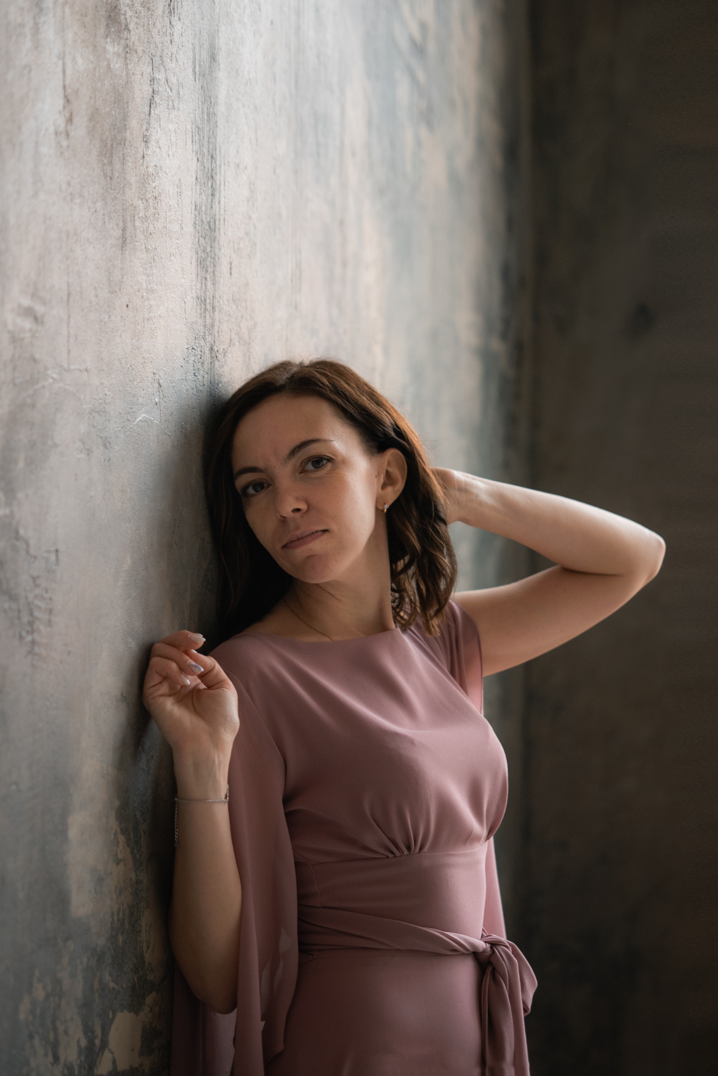 Portraits in studio. Anastasiia Antoniuk portrait, family and couple photographer, Portugal