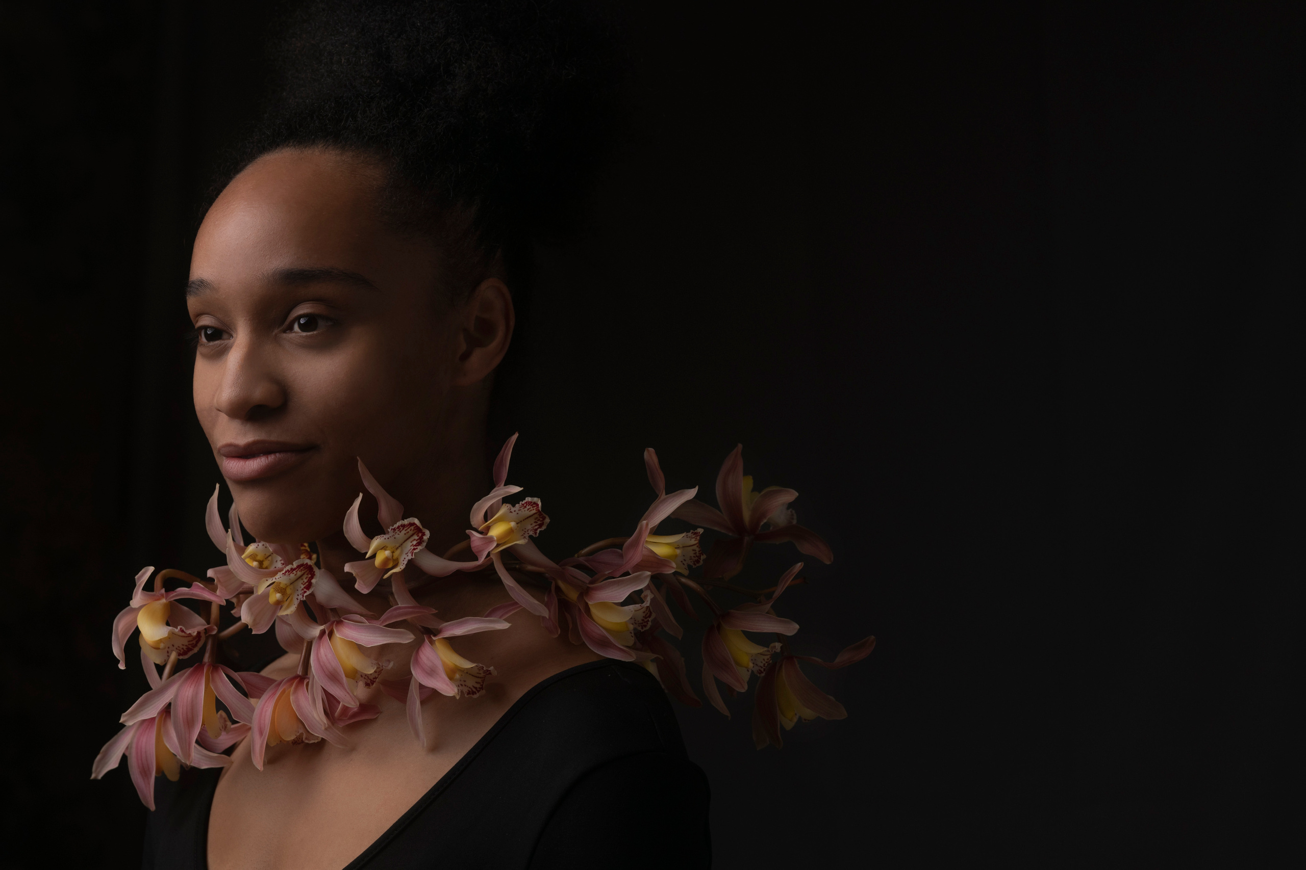 Portraits in studio. Anastasiia Antoniuk portrait, family and couple photographer, Portugal