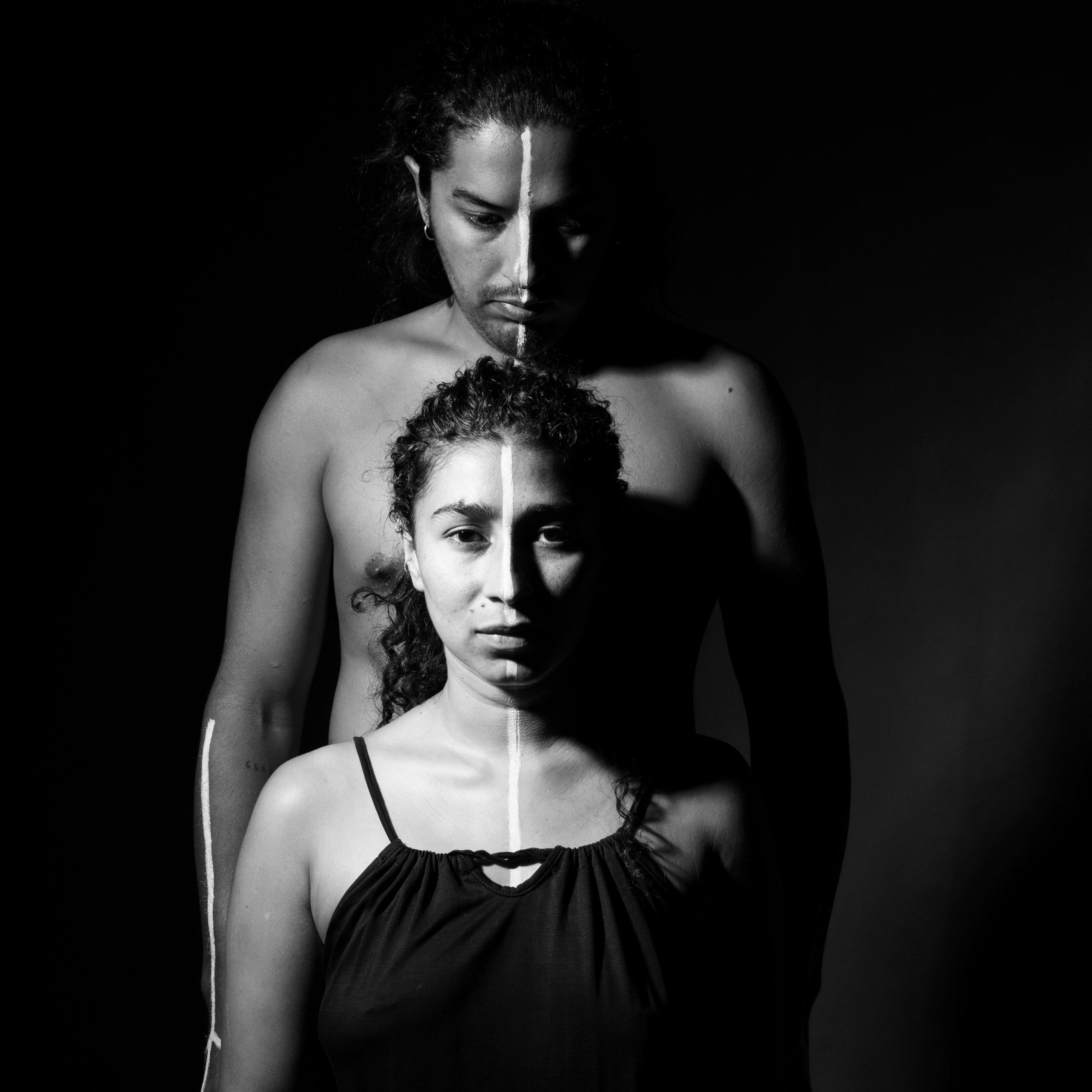 Portraits in studio. Anastasiia Antoniuk portrait, family and couple photographer, Portugal