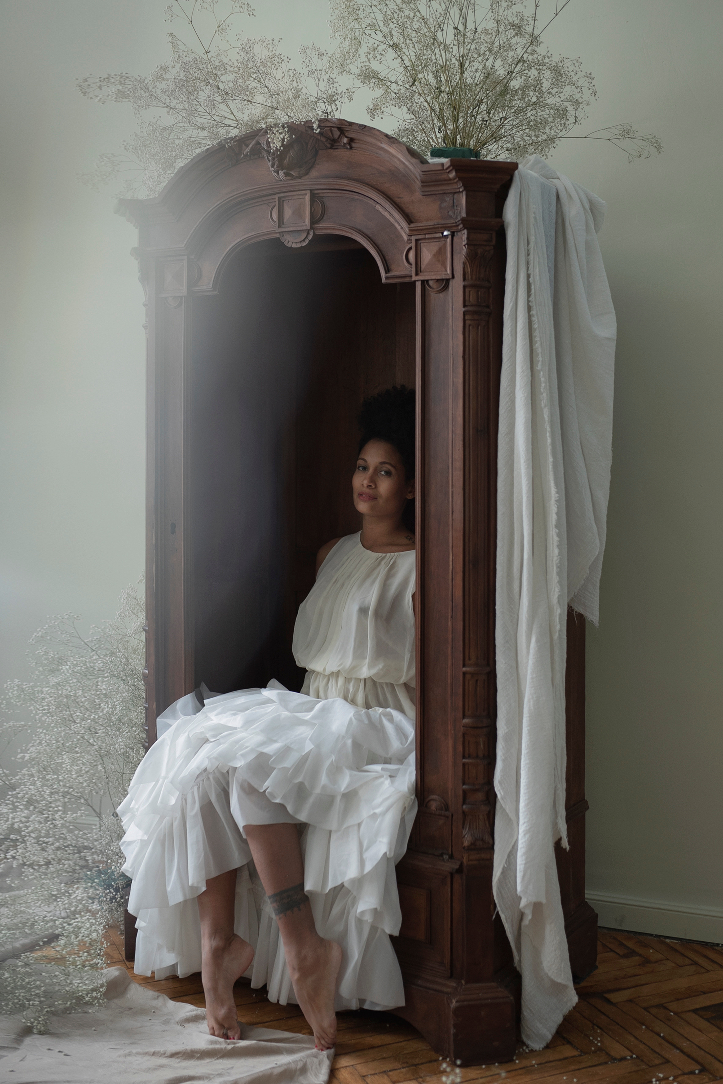 Portraits in studio. Anastasiia Antoniuk portrait, family and couple photographer, Portugal