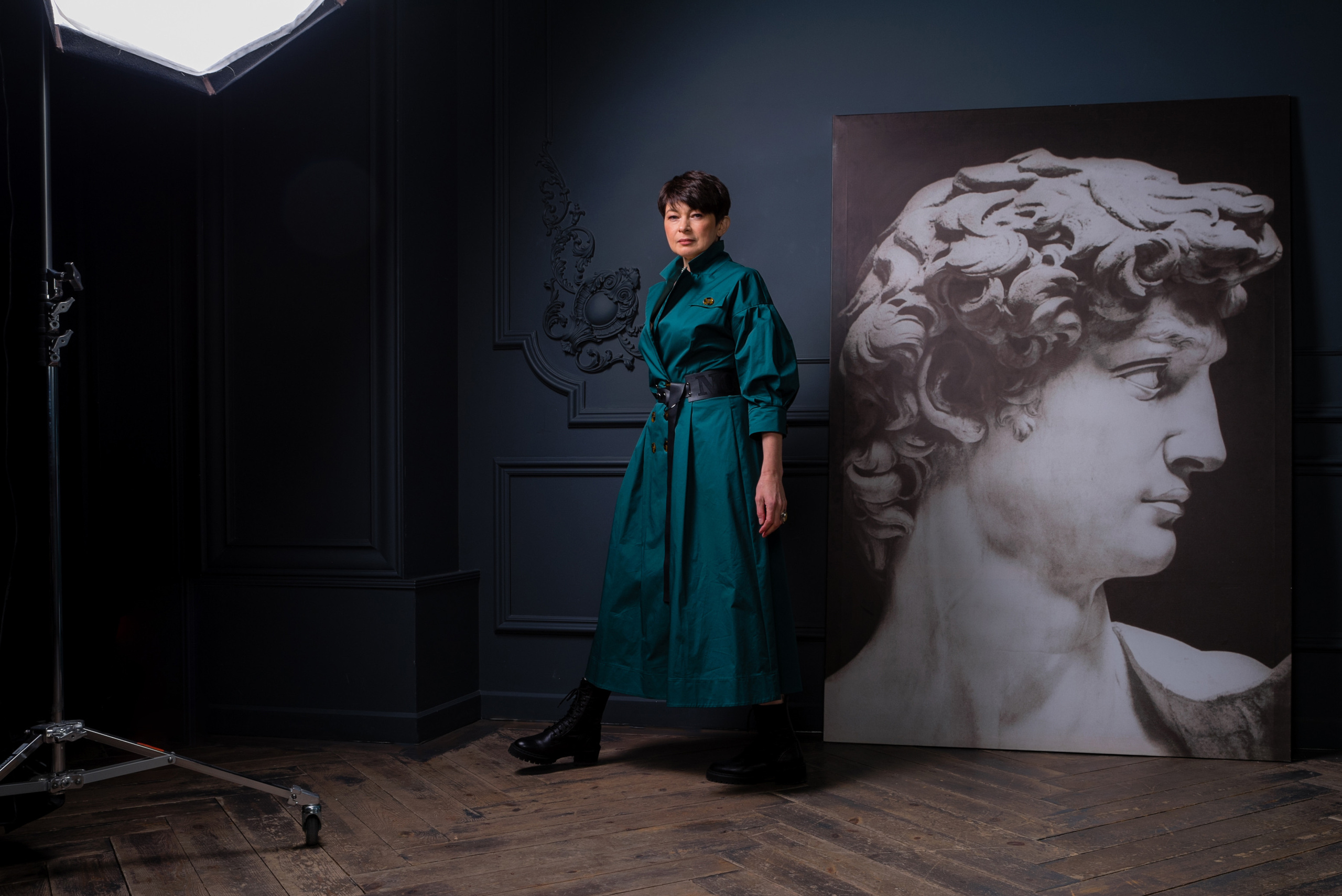 Portraits in studio. Anastasiia Antoniuk portrait, family and couple photographer, Portugal