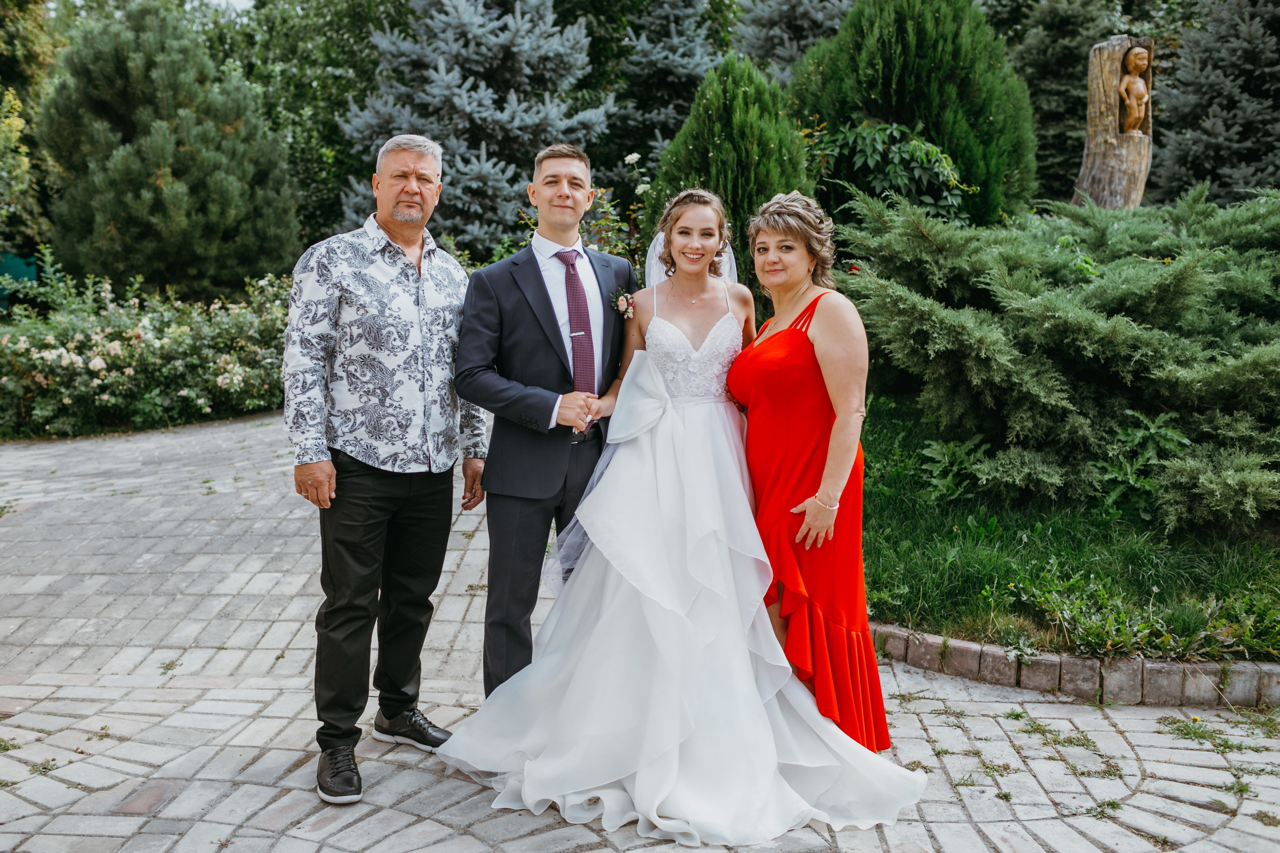 Свадебная фотоссесия для молодоженов в Бишкеке. Фотограф в Бишкеке Оксана Шувалова