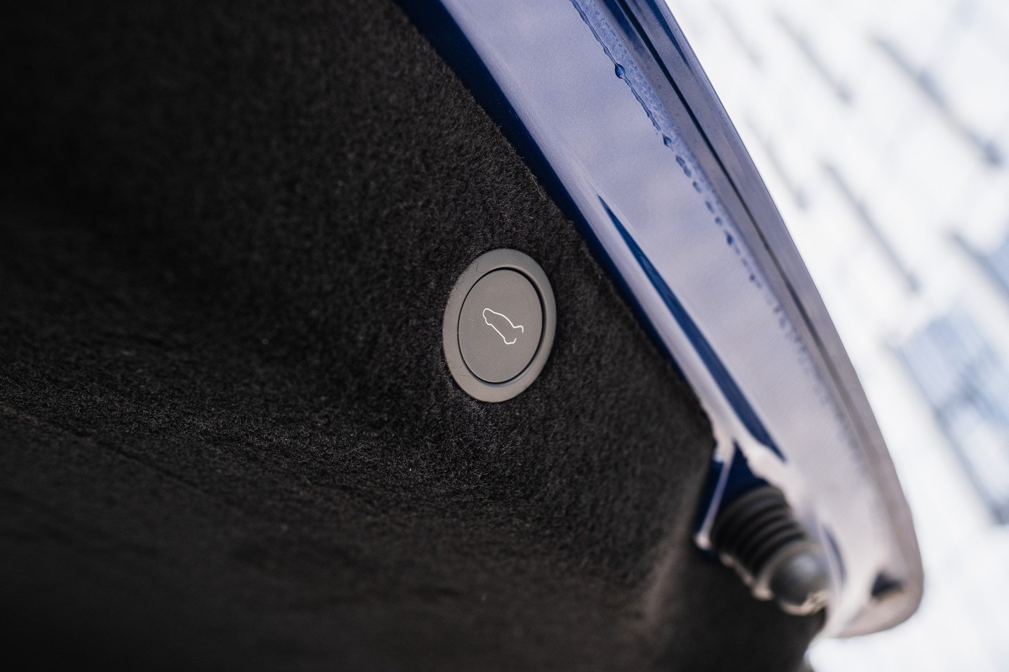 TESLA model 3. LOHA VISUALS — AUTOMOTIVE PHOTOGRAPHY