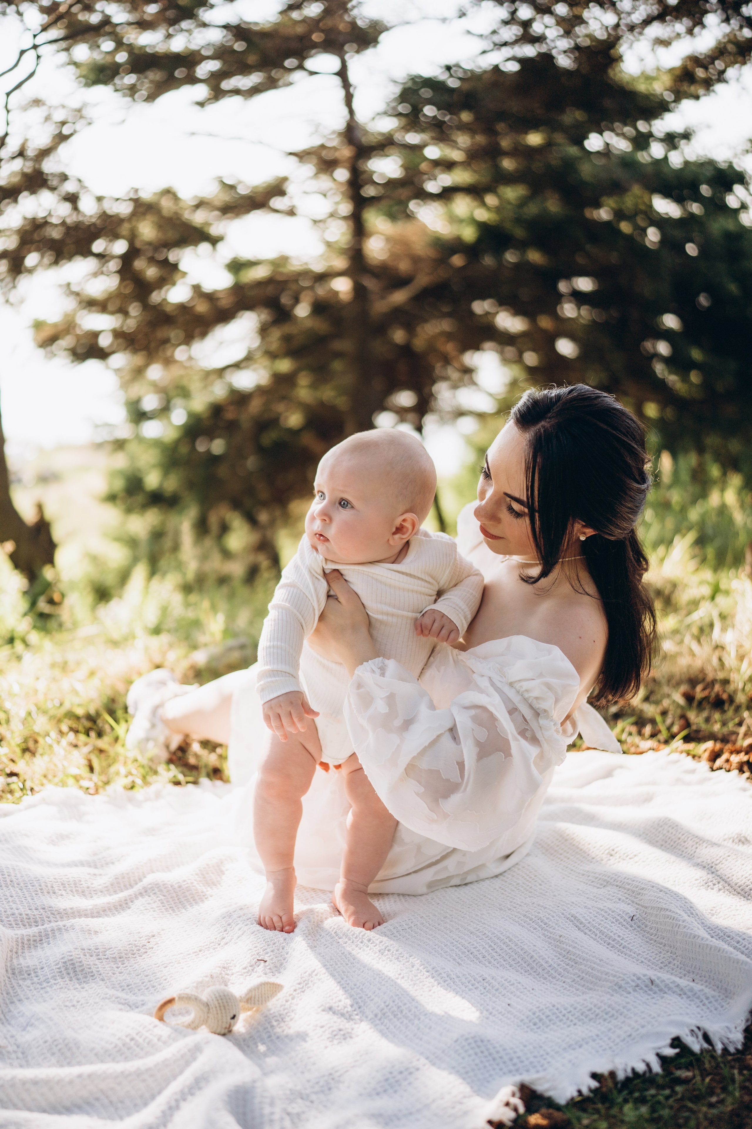 Masha & fam. Calgary Wedding & Lifestyle Photographer — Yevhen Polishchuk