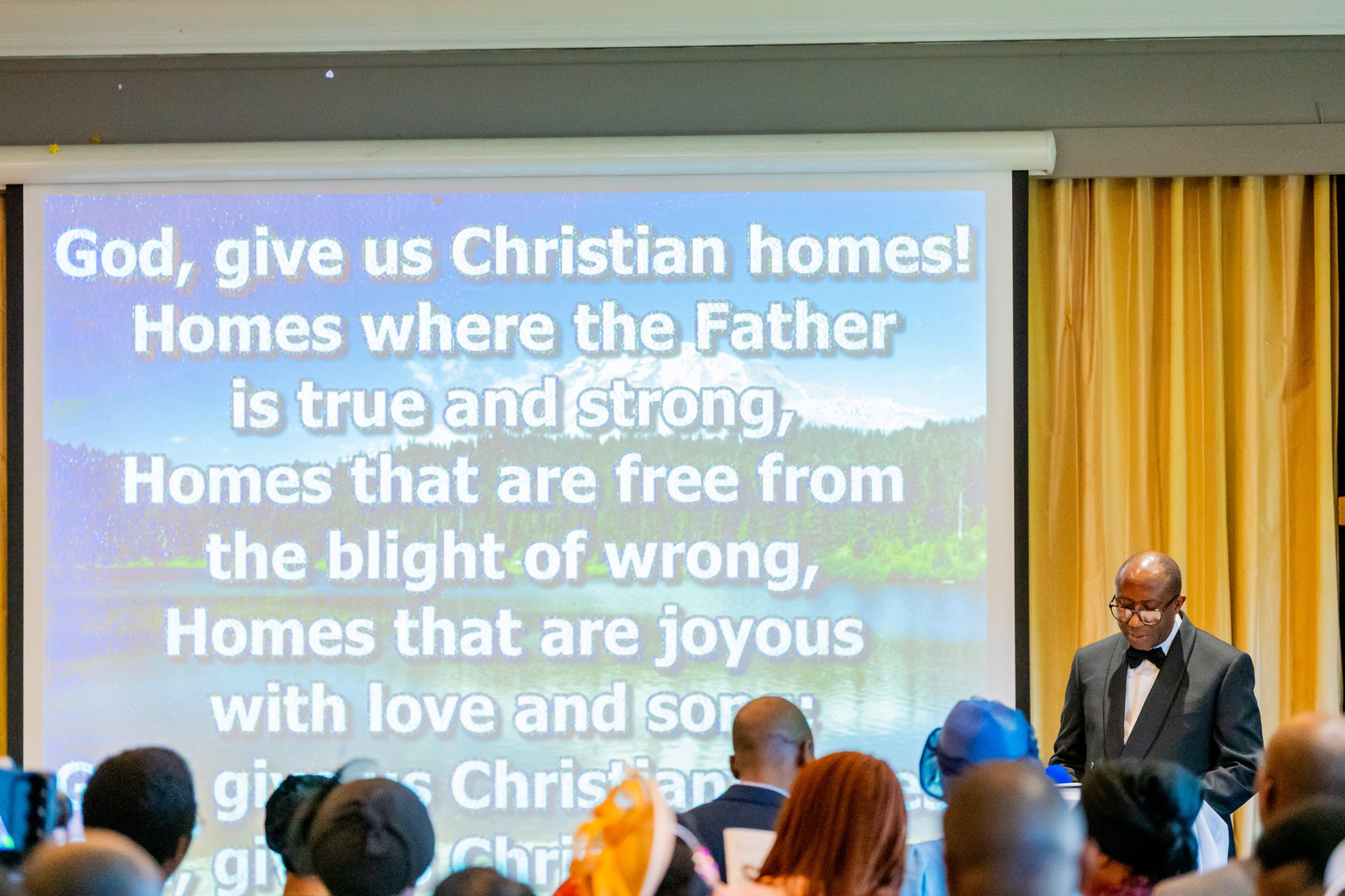 Corporate Event and Conference Photography. Professional Portrait & Event Photographer in West Yorkshire, travels across UK