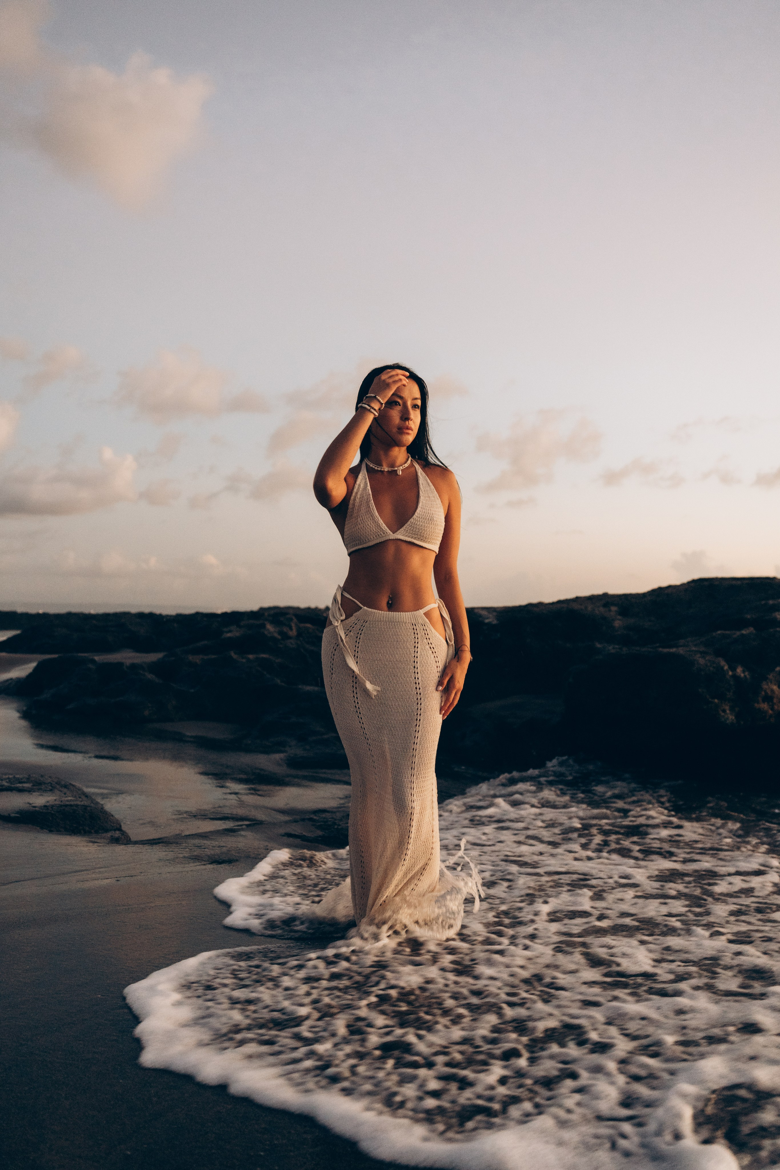 Outdoor. Mike Avelli