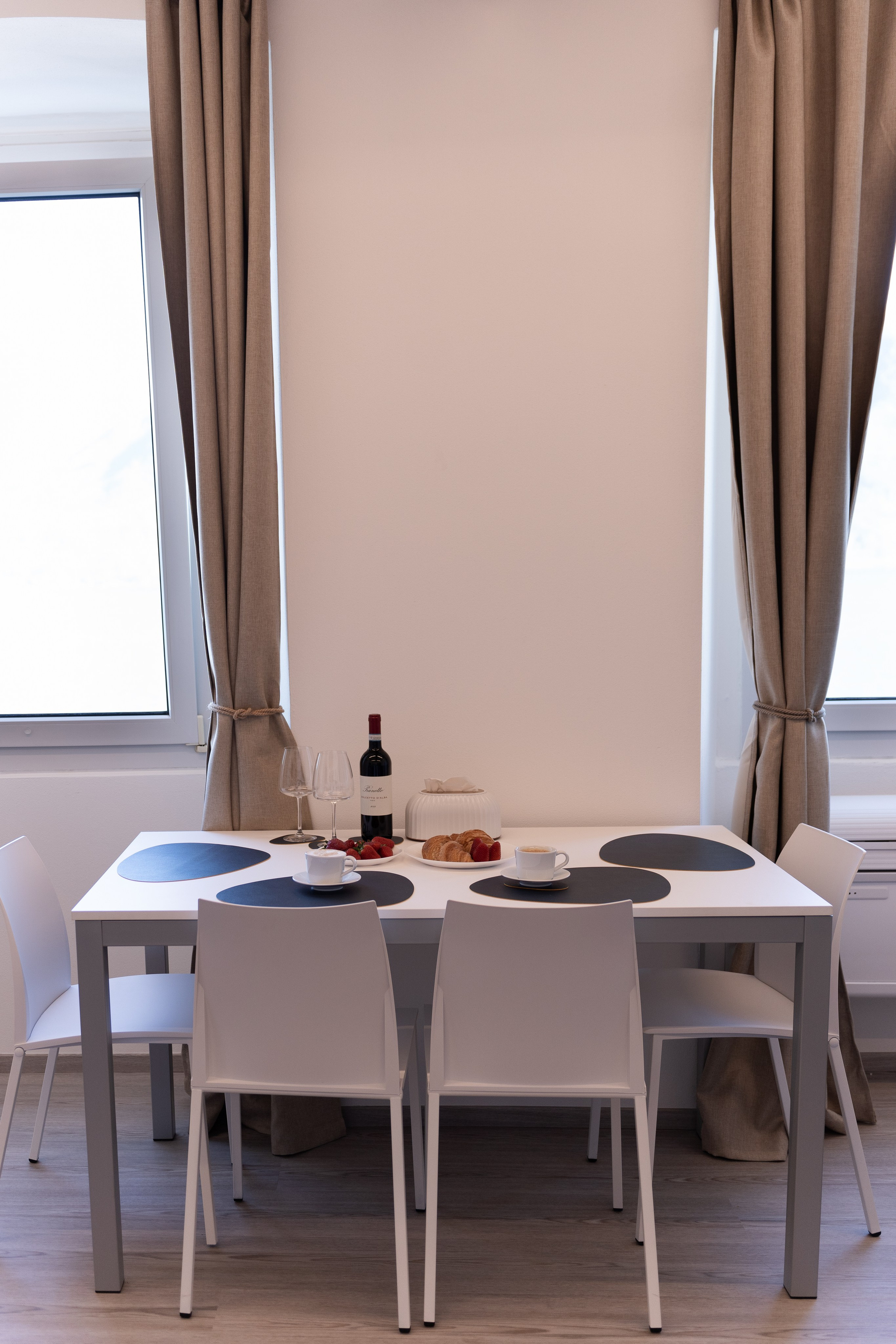 Lake Maggiore apartment. PHOTOGRAPHER IN ITALY