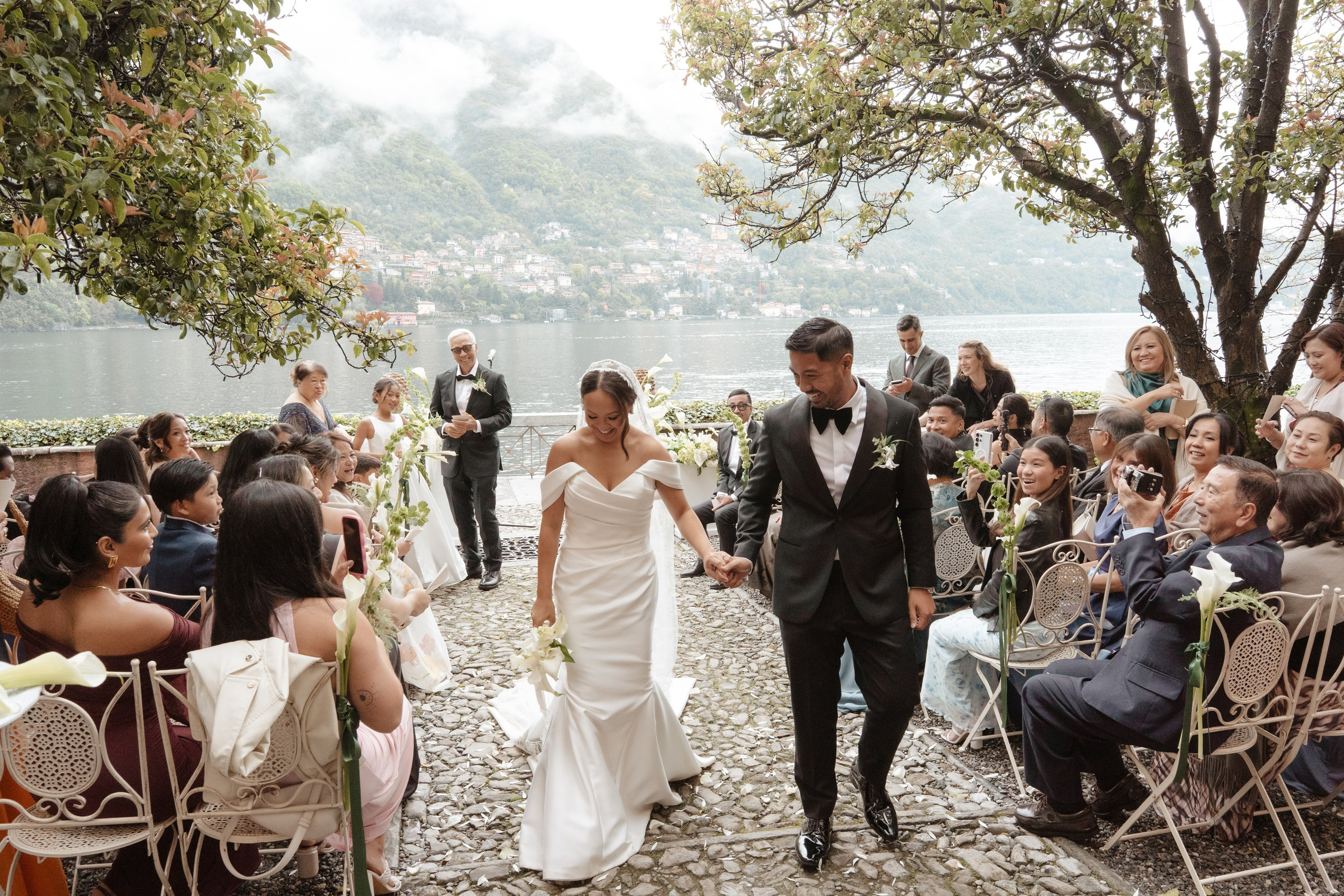 BEATRICE AND RAFAELE_LAKE COMO_Villa Regina Teodolinda. PHOTOGRAPHER IN ITALY