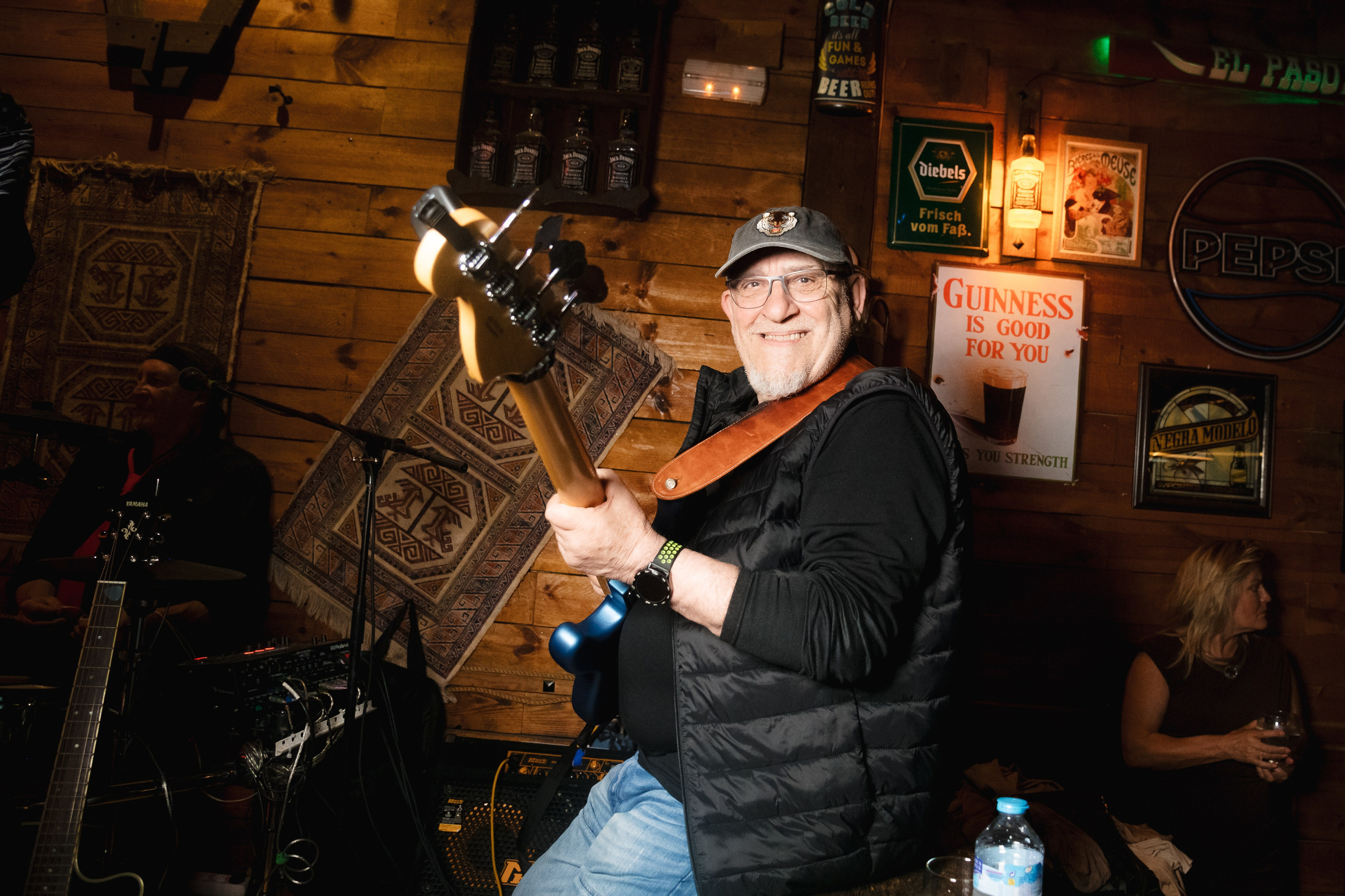 The Galaxy’s в El Paso Bar Торревьеха: фоторепортаж с концерта 21 марта 2026 года | FOTKAI