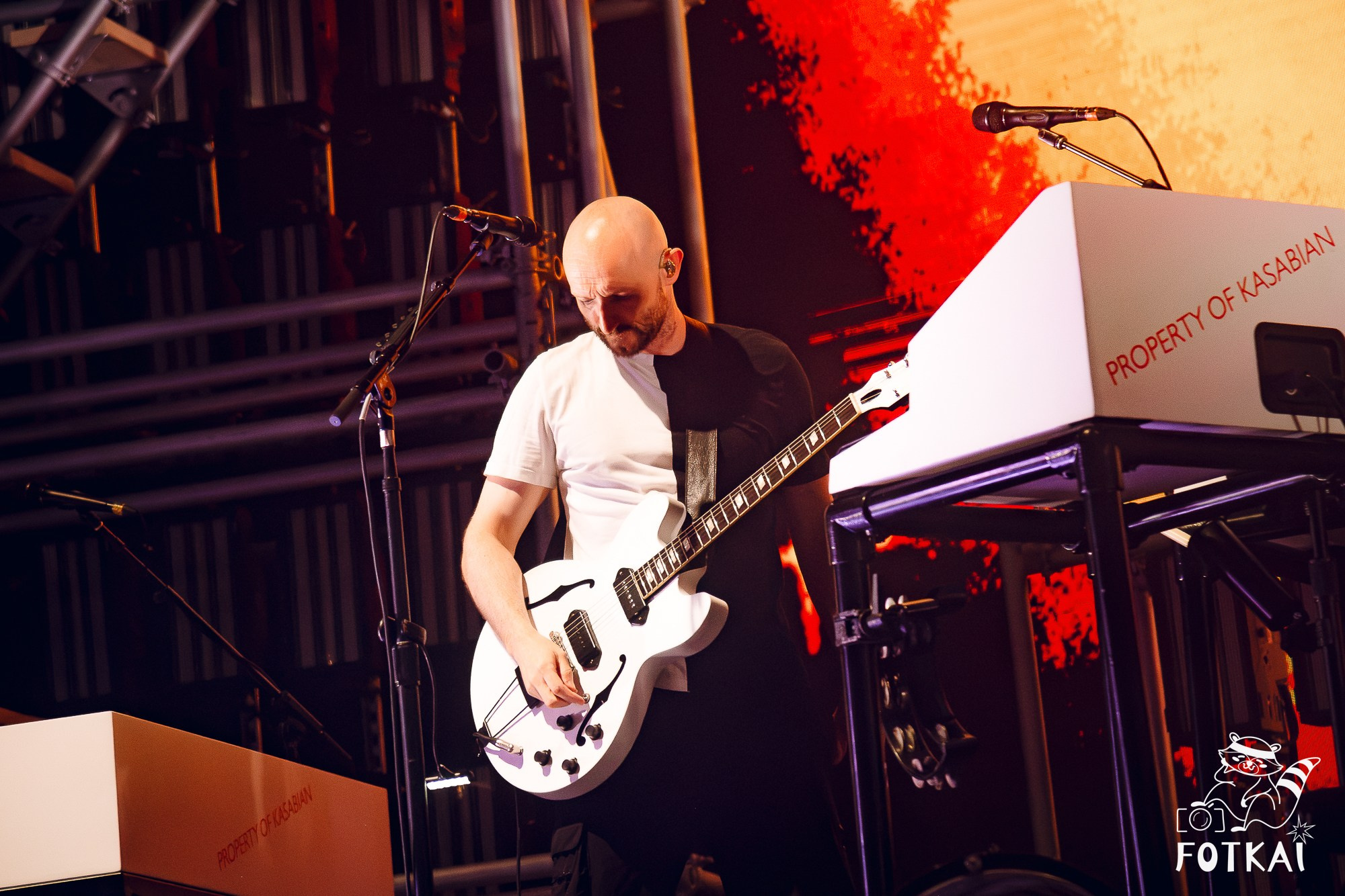Low Festival 2026 — Full Concert Photo Report from the Opening Night in Torrevieja | FOTKAI