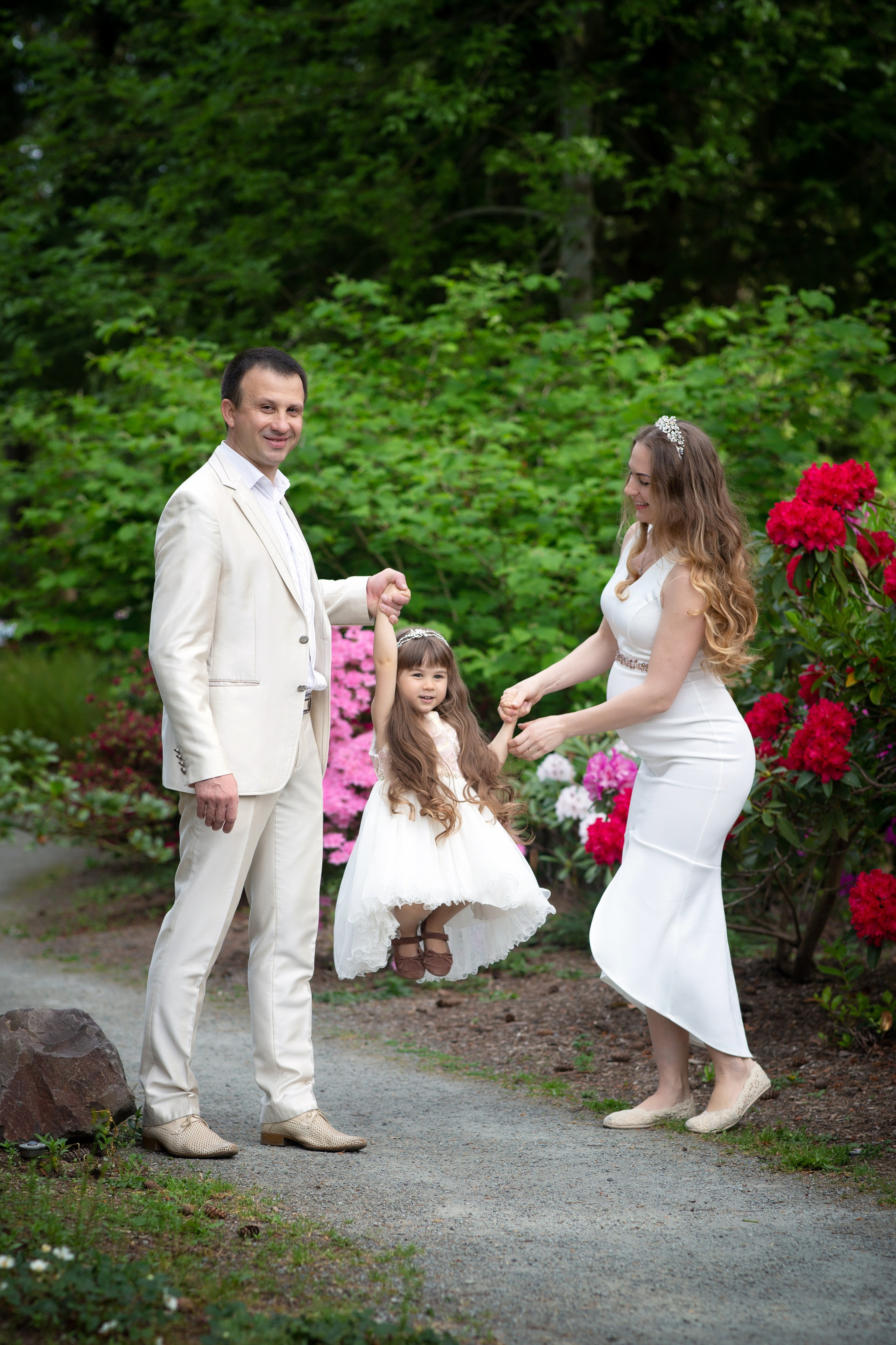 Anniversary. YuAnna studio. Family & Kids Photographer in Seattle area, located in