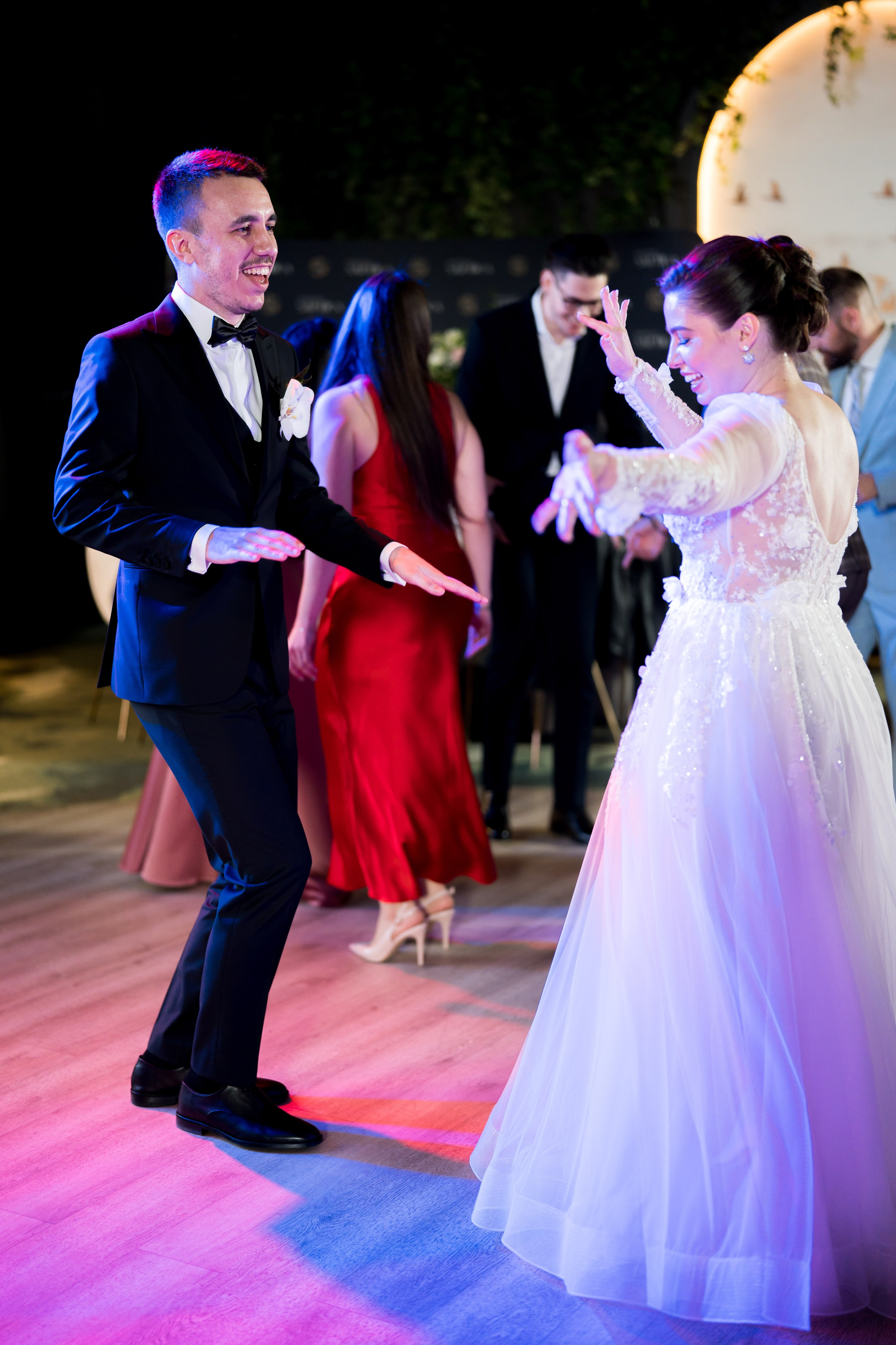 PARTY. Gabriel Florea — Fotograf nuntă București