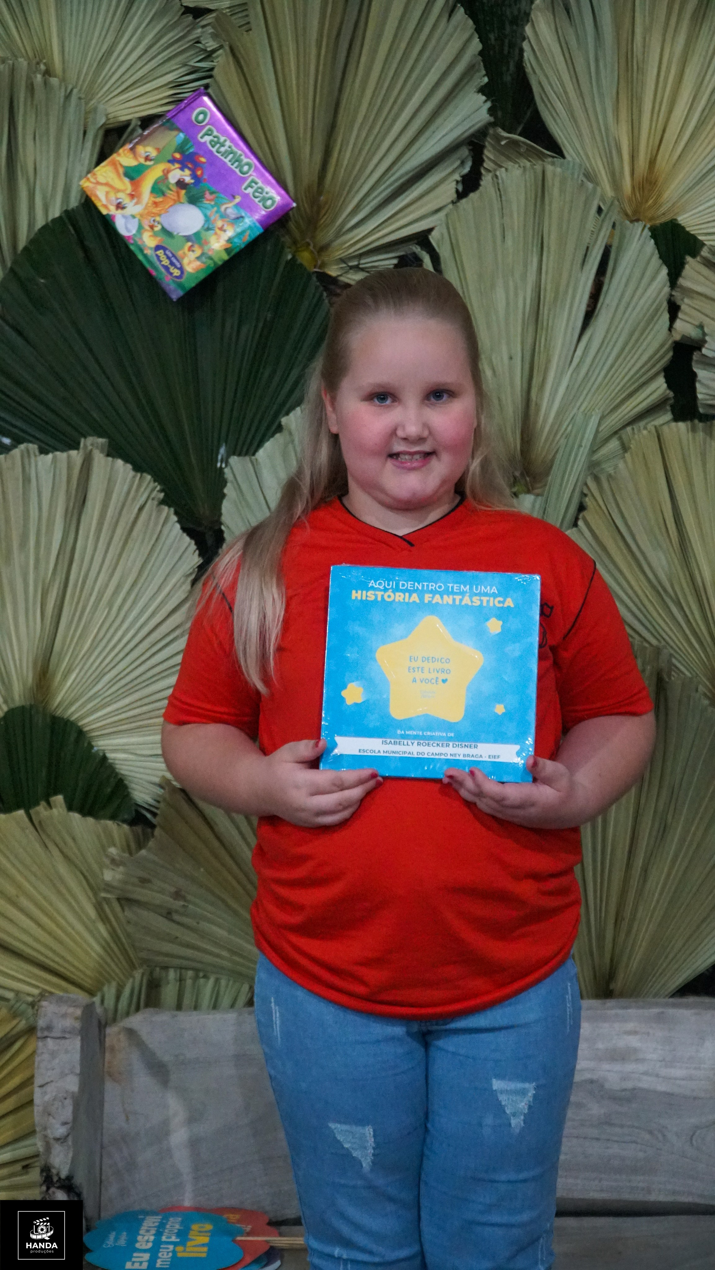 Noite autógrafos colégio Aurélio Buarque de Holanda. Handa Produções