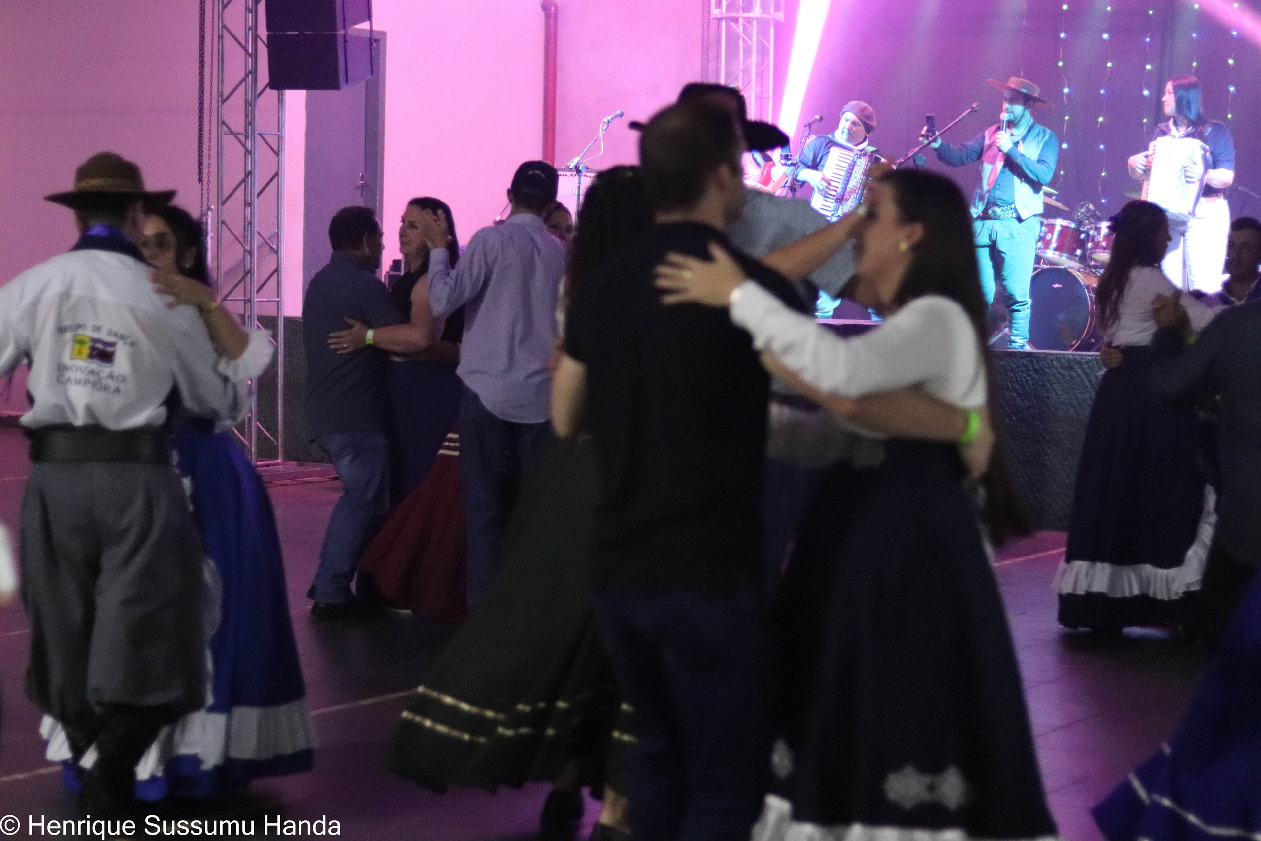 Formatura Curso de Dança Inovação Campeira. Handa Produções