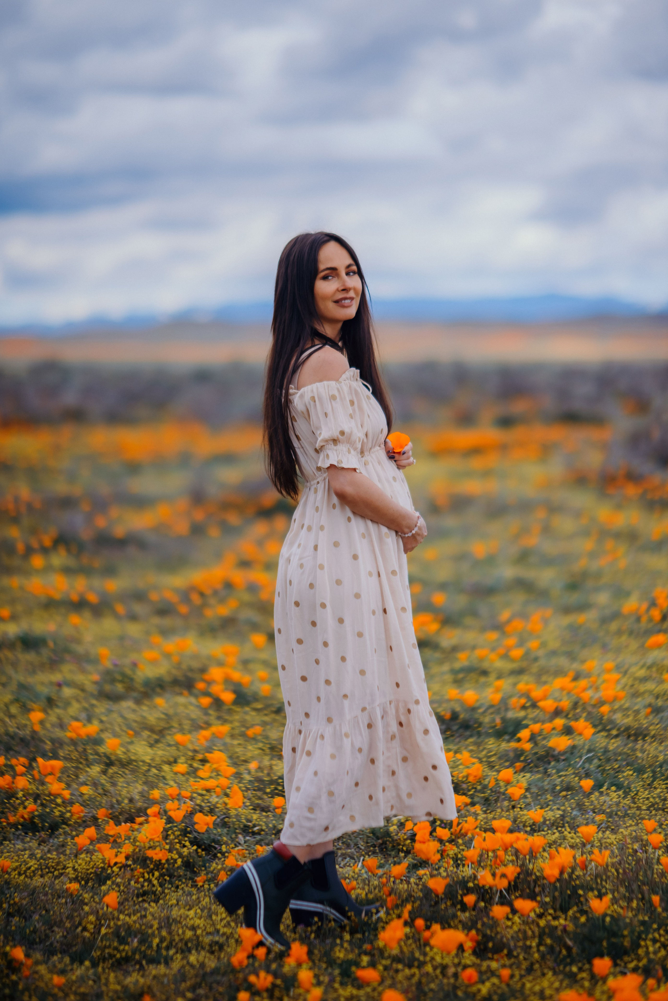 Maternity photo shoot. Pregnancy photo shoot. Wedding, maternity and family photographer in Charlotte Tasha Minn