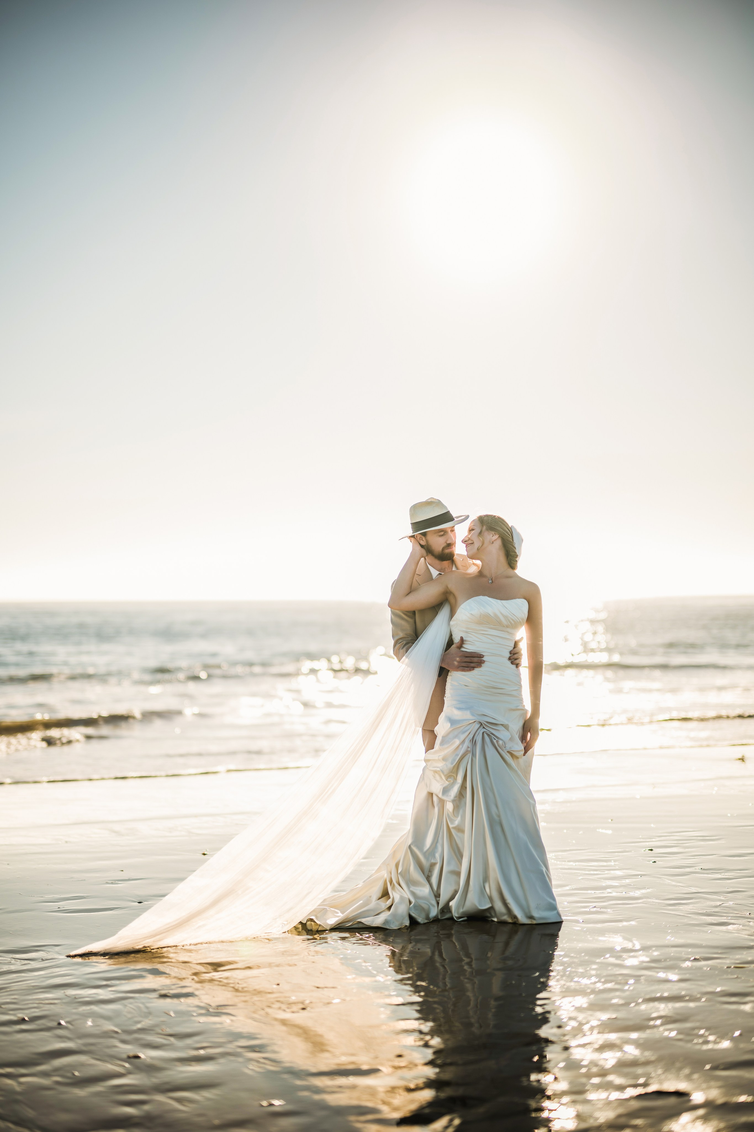 Coastal Elopement in Santa Cruz & Monterey. Wedding & Elopement Photographers in California