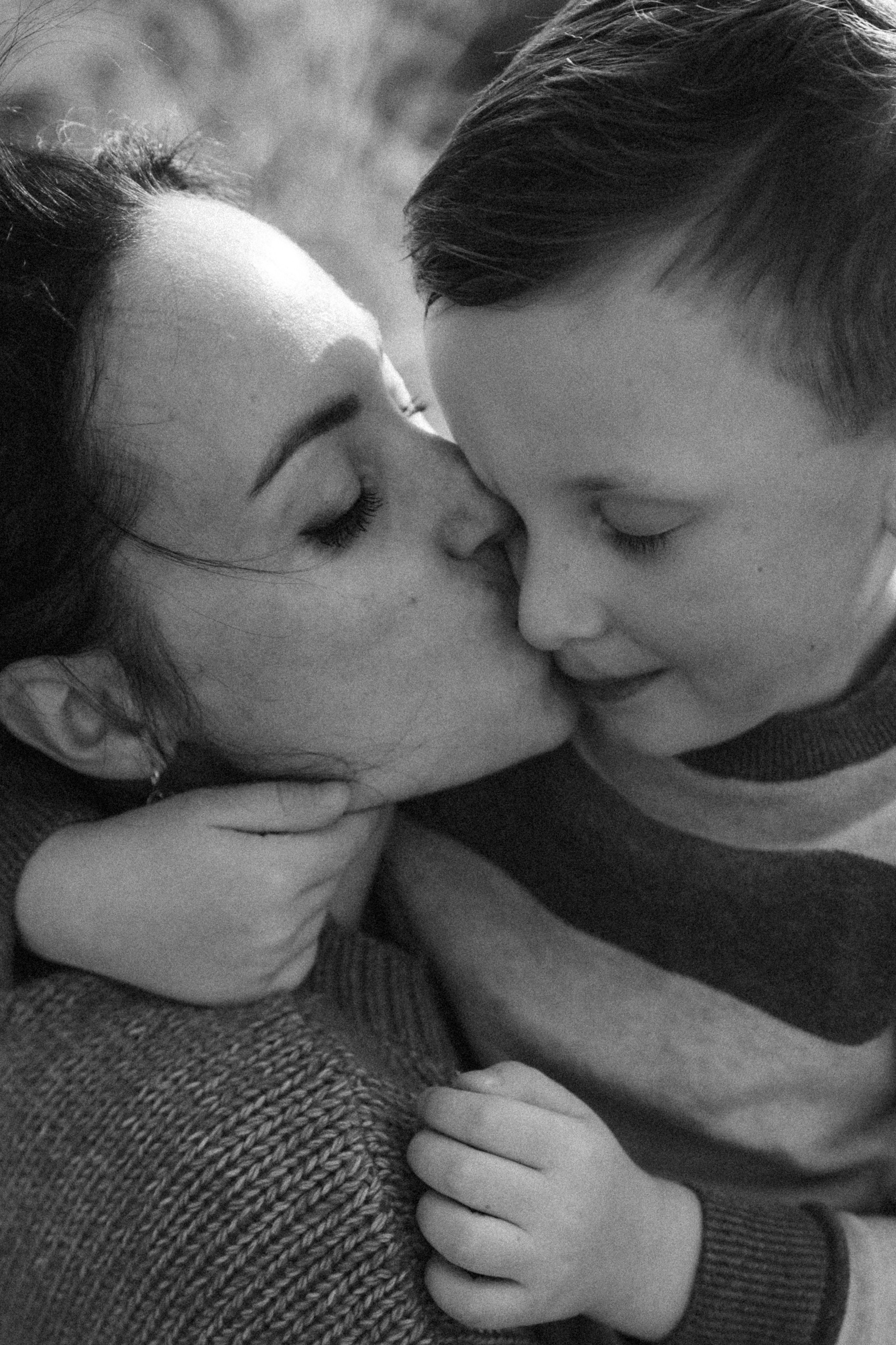 Mother and son’s story. Photographer in Gothenburg Aleksandra Stroganova