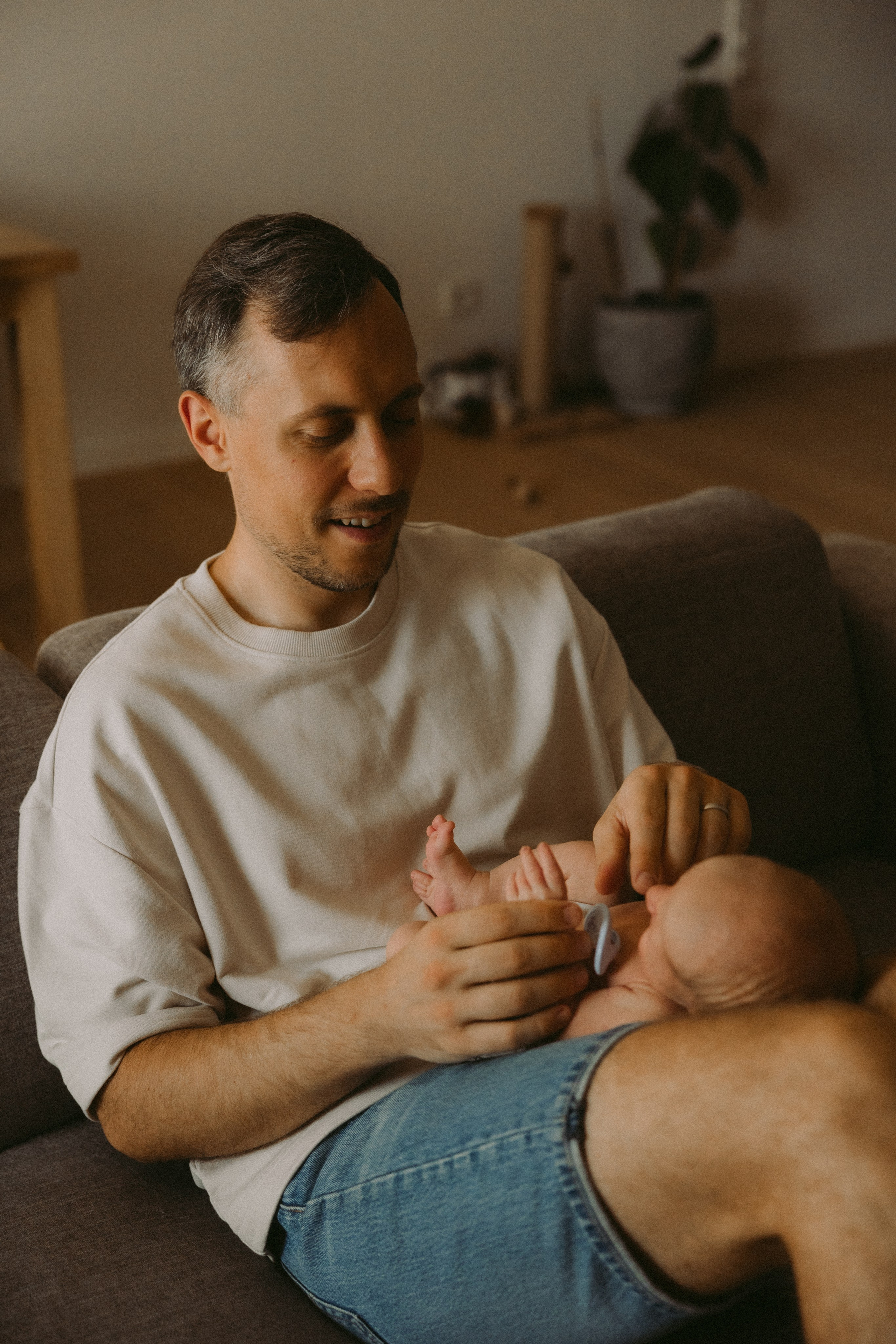 Lifestyle newborn fotosesija | HOME. Vestuvių ir šeimų fotografė Lena Bondarenko / belove photo