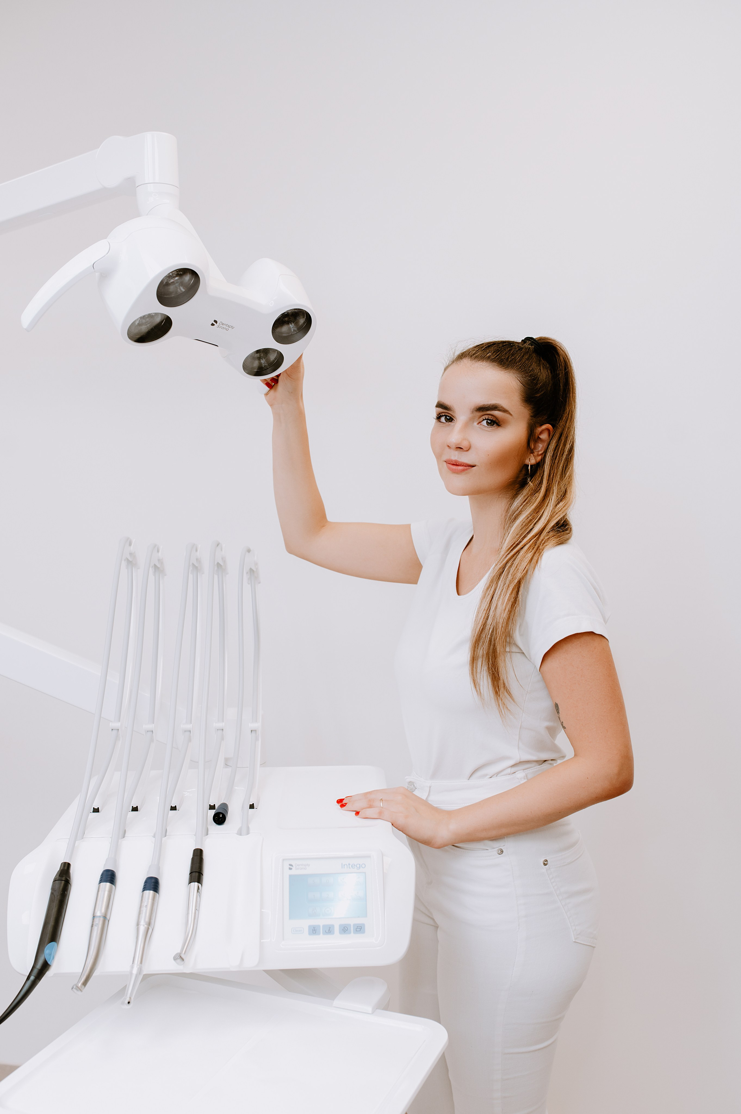EDClinic dentistry in Prague. ANNA-MARIA PHOTO CONTENT CREATOR — фотограф, эстет, художник и визуальный эксперт в Instagram, работающий в Праге