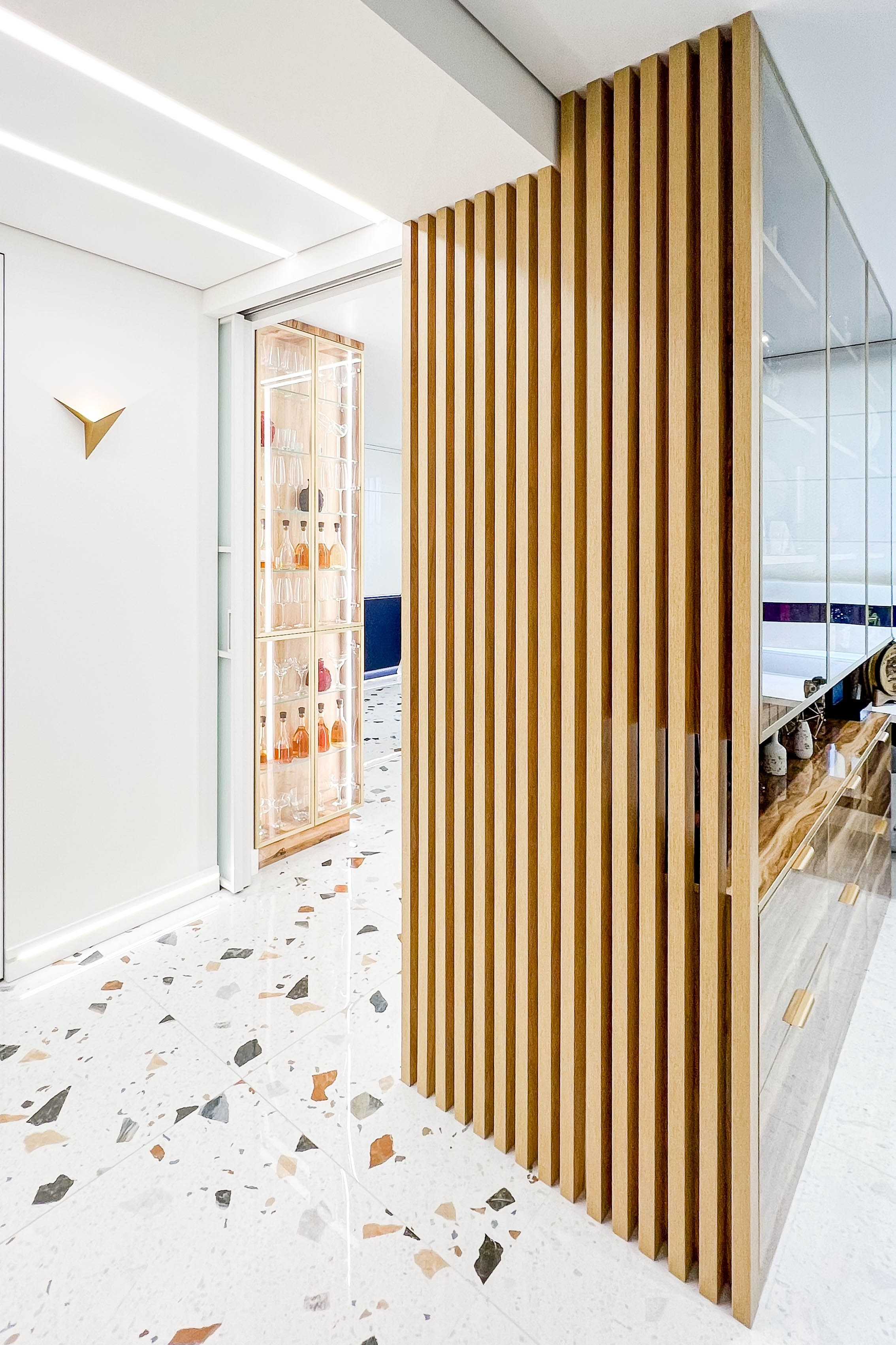 The apartment is in a modern style. Fotograf Dmitrii Donets