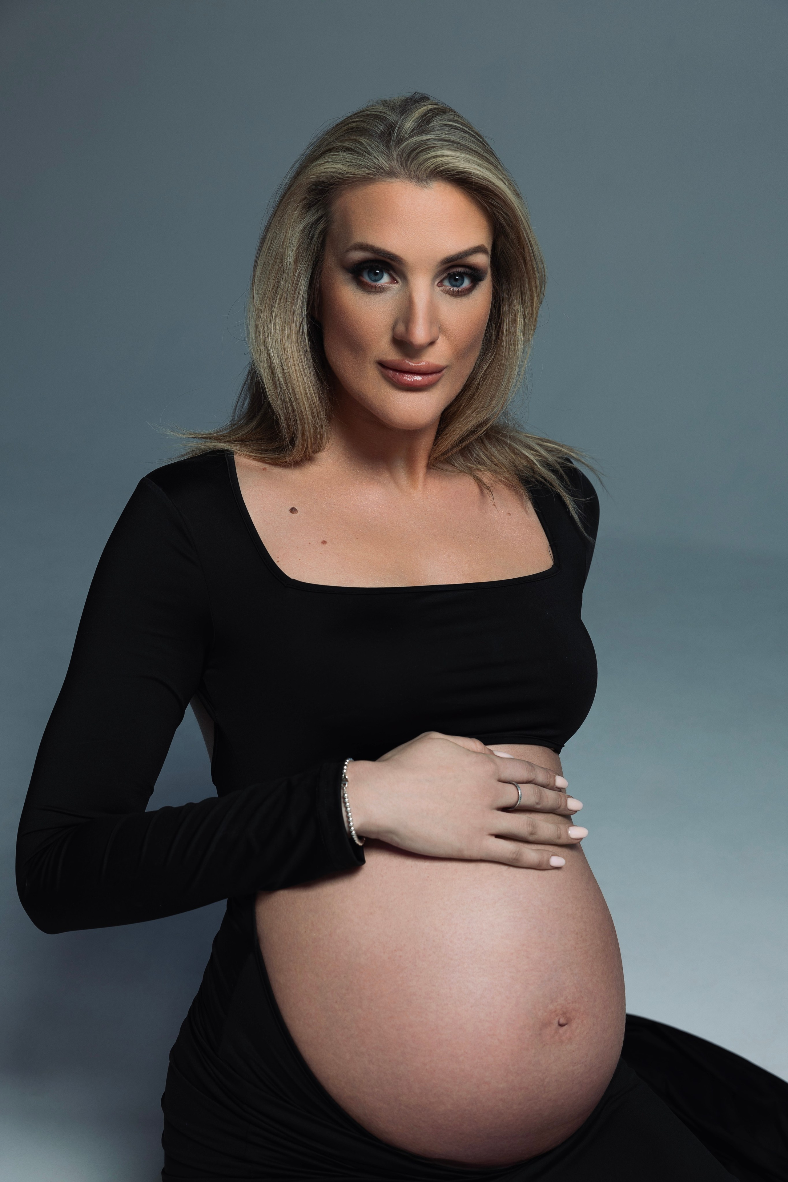 Pregnancy. LUCIA KOVA I photographer