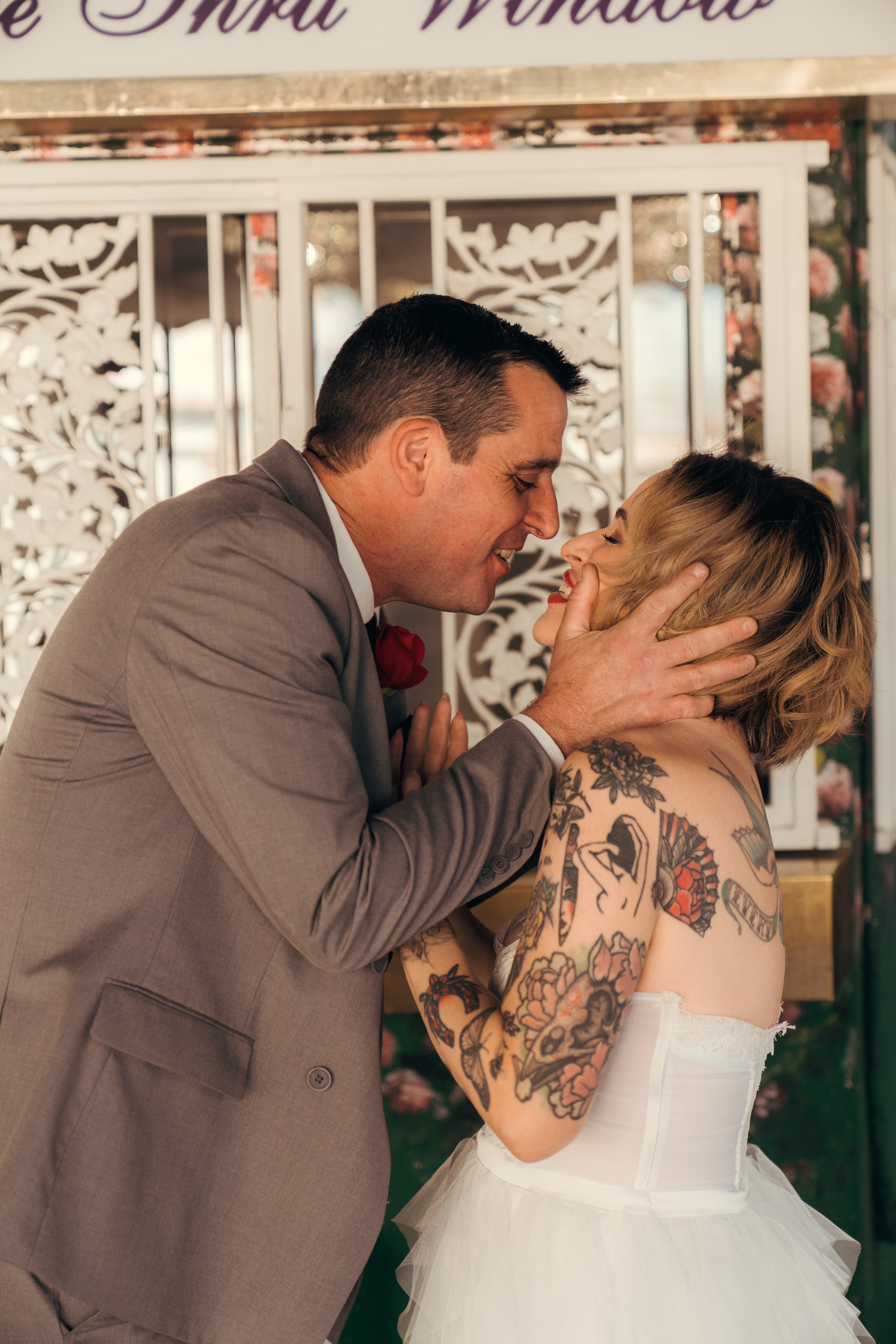 Dylan&Chanin. Wedding & elopement photographer Viktoriya Kravtsov. Las Vegas