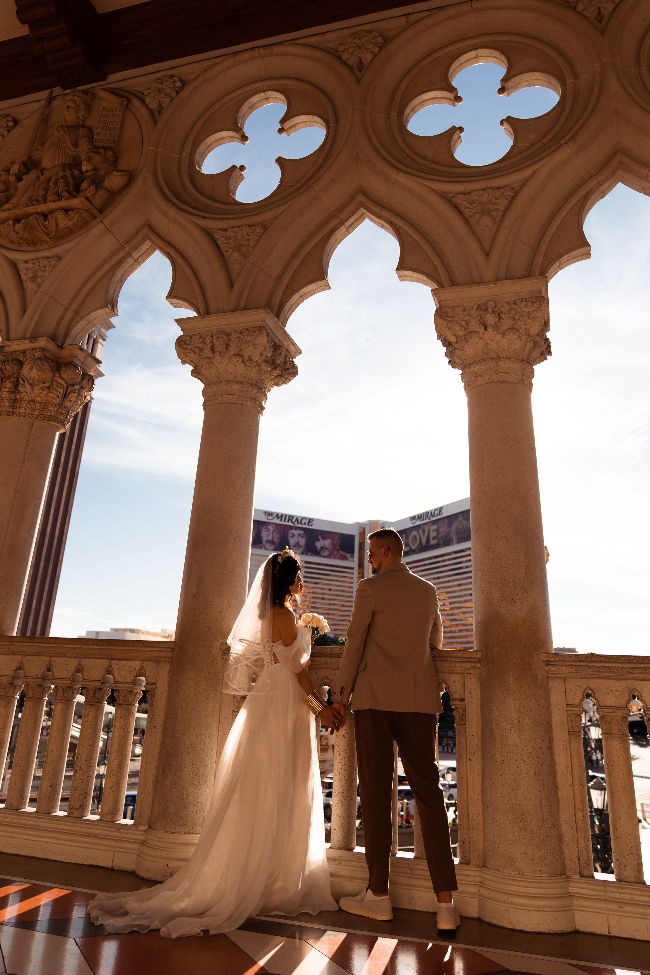 M&S. Wedding & elopement photographer Viktoriya Kravtsov. Las Vegas