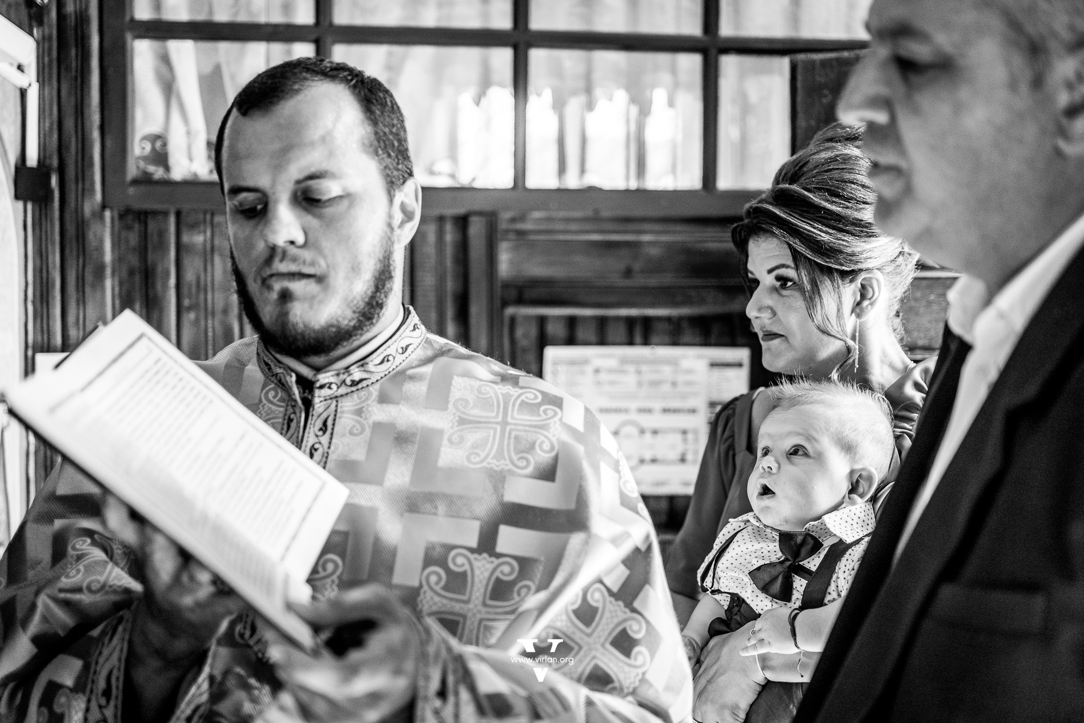 Fotografie de botez. Cosmin Virlan - Fotograf de eveniment din Târgoviște