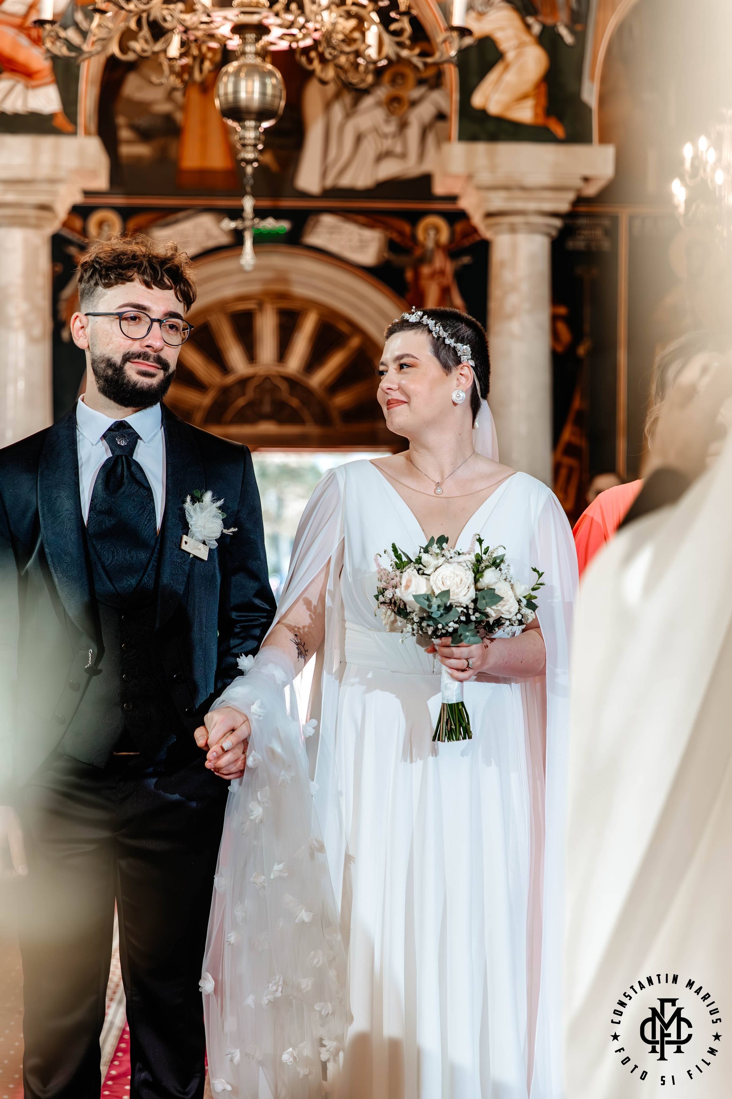 WEDDING PHOTOGRAPHY. DESPRE NOI