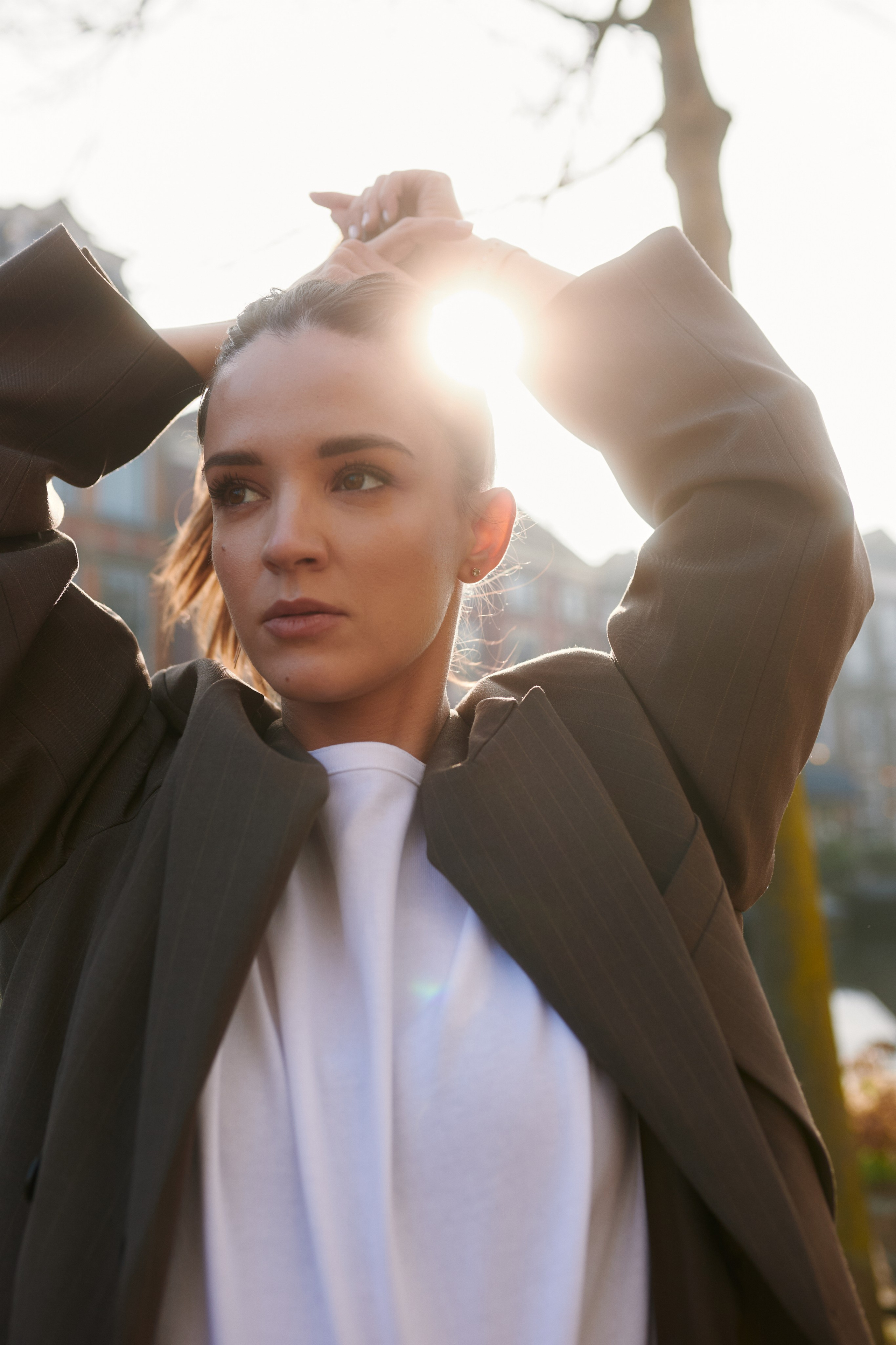 Mari. Professionele Portret- en Zakelijke Fotograaf in Nederland | Amsterdam, Den Haag, Leiden, Zoetermeer