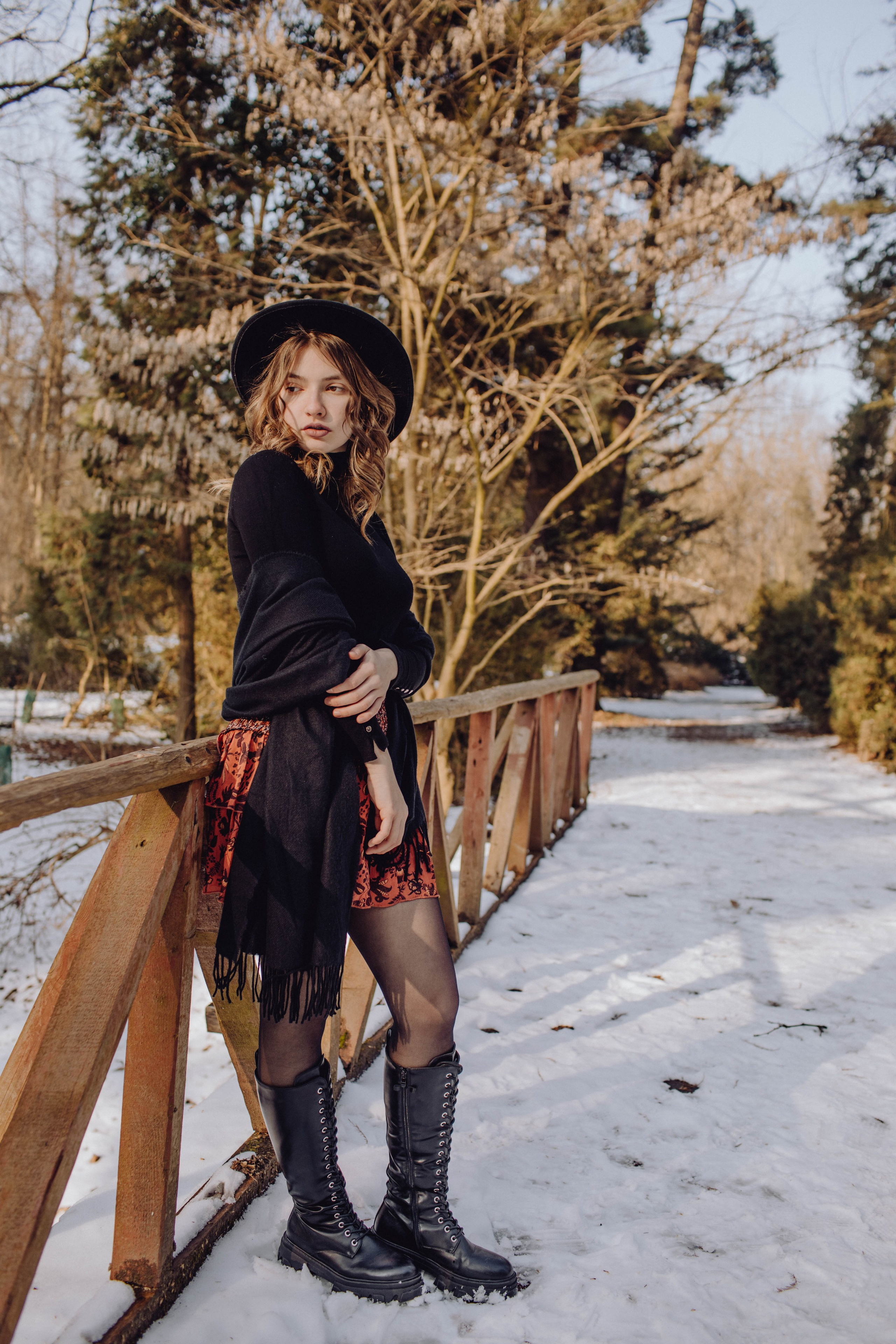 Serafim & Beatrice. Wedding & couple photographer from Romania Rut Vetan