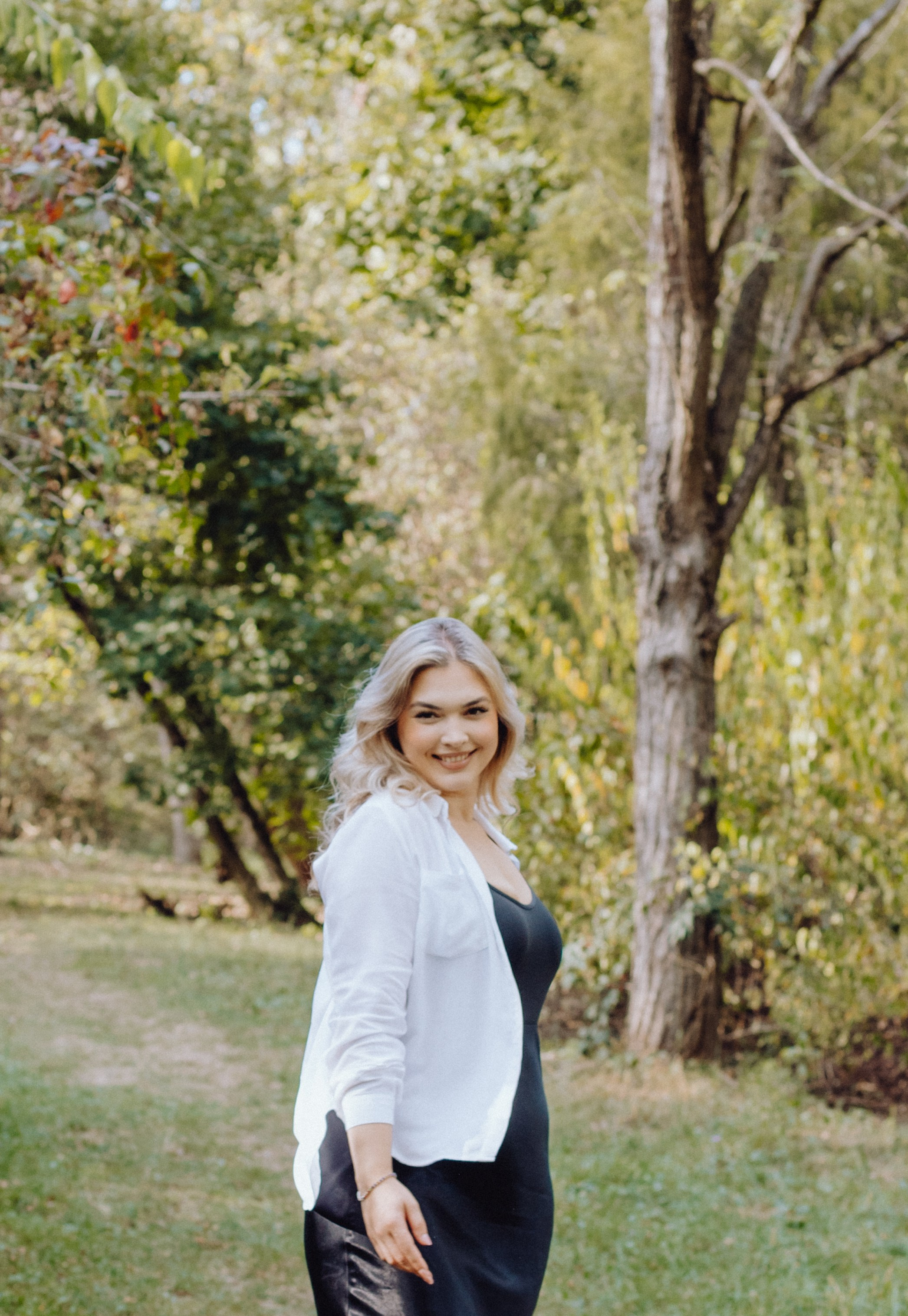 Robert & Alexandra. Wedding & couple photographer from Romania Rut Vetan