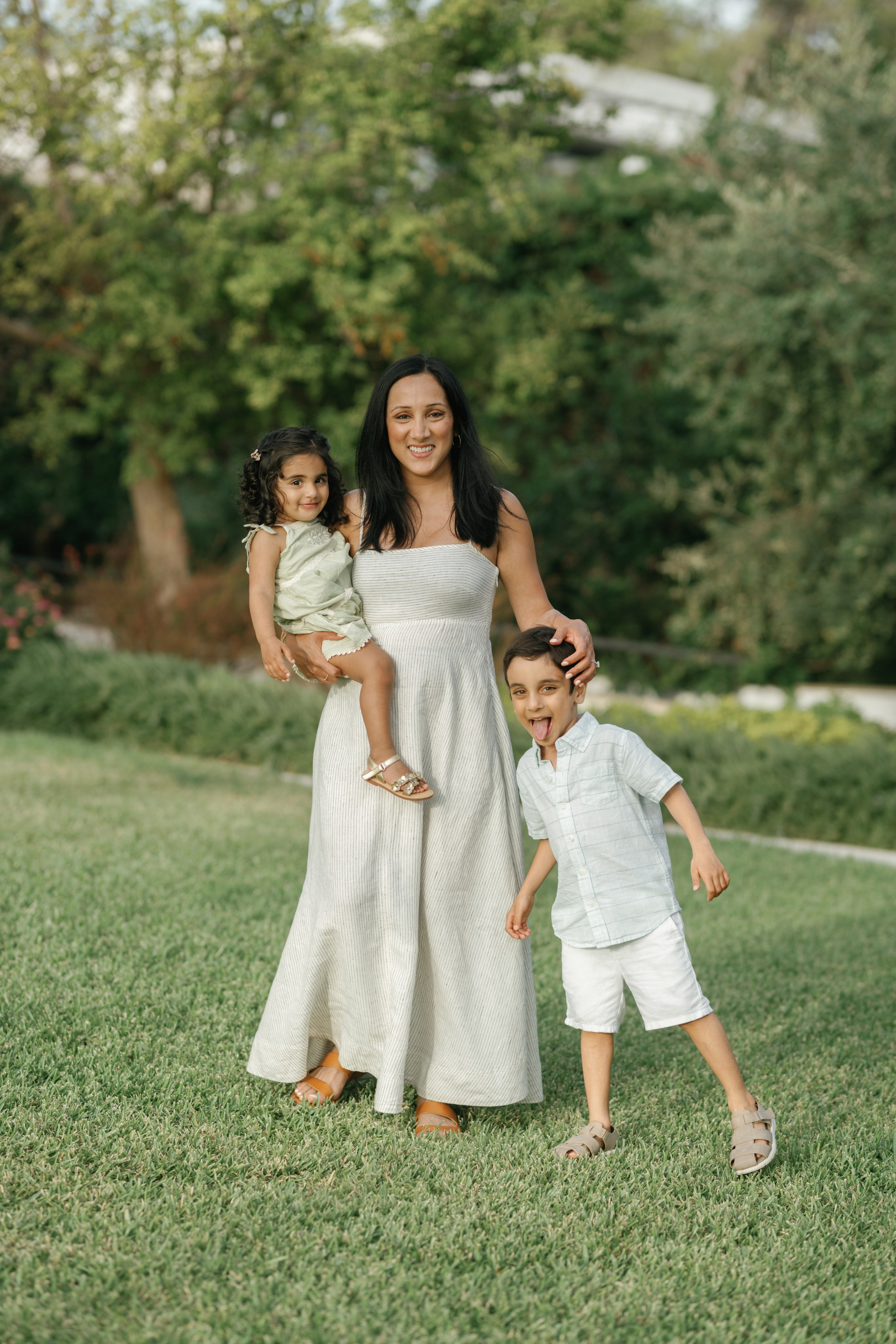 Indian Family Photoshoot in Mallorca. Photographer in Mallorca