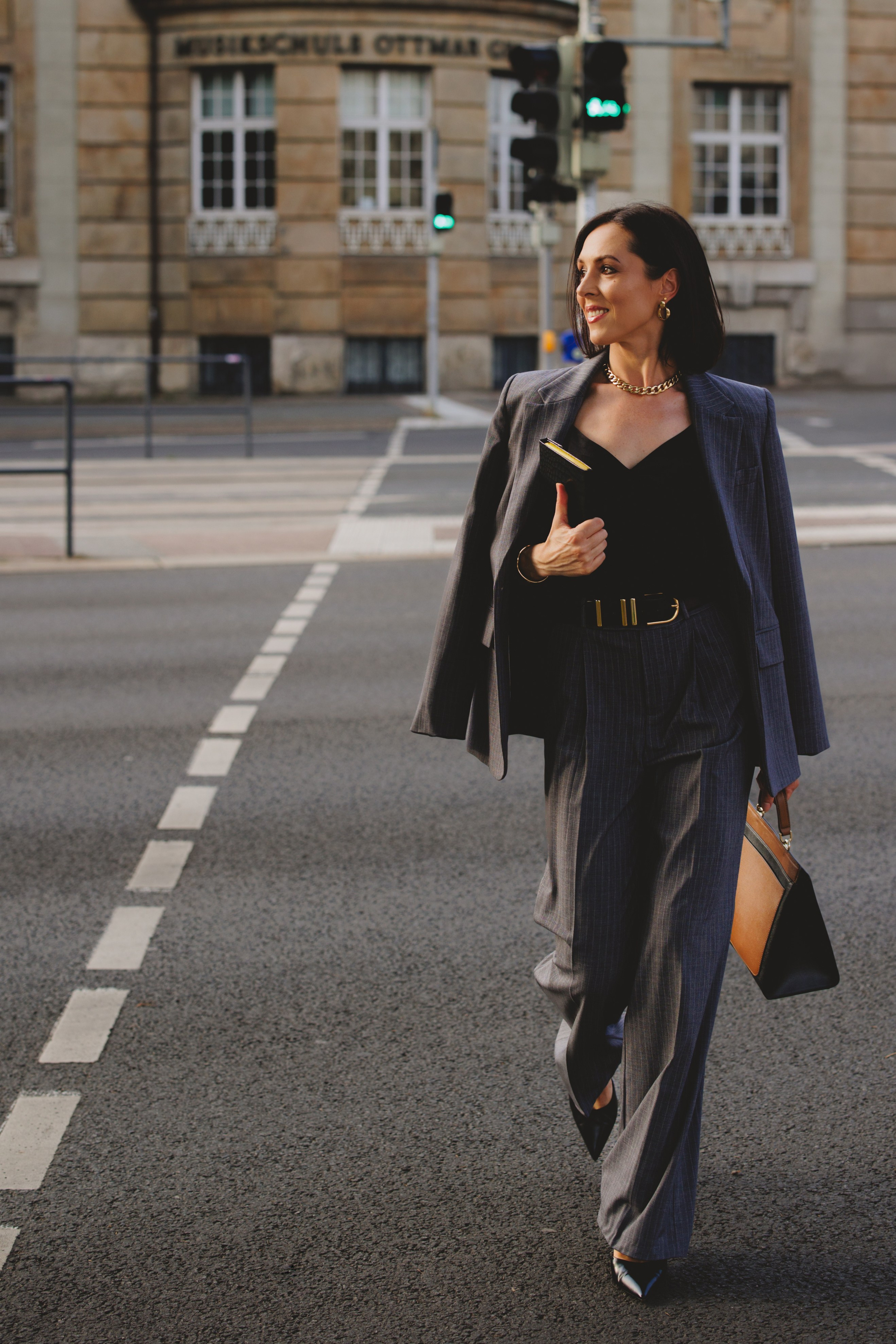 Elegant Street Portrait In Leipzig. Woman in business Suit. Kristina Kozheltsova- Soulful Portrait&Lifestyle&Love Story Photographer in Leipzig, Germany