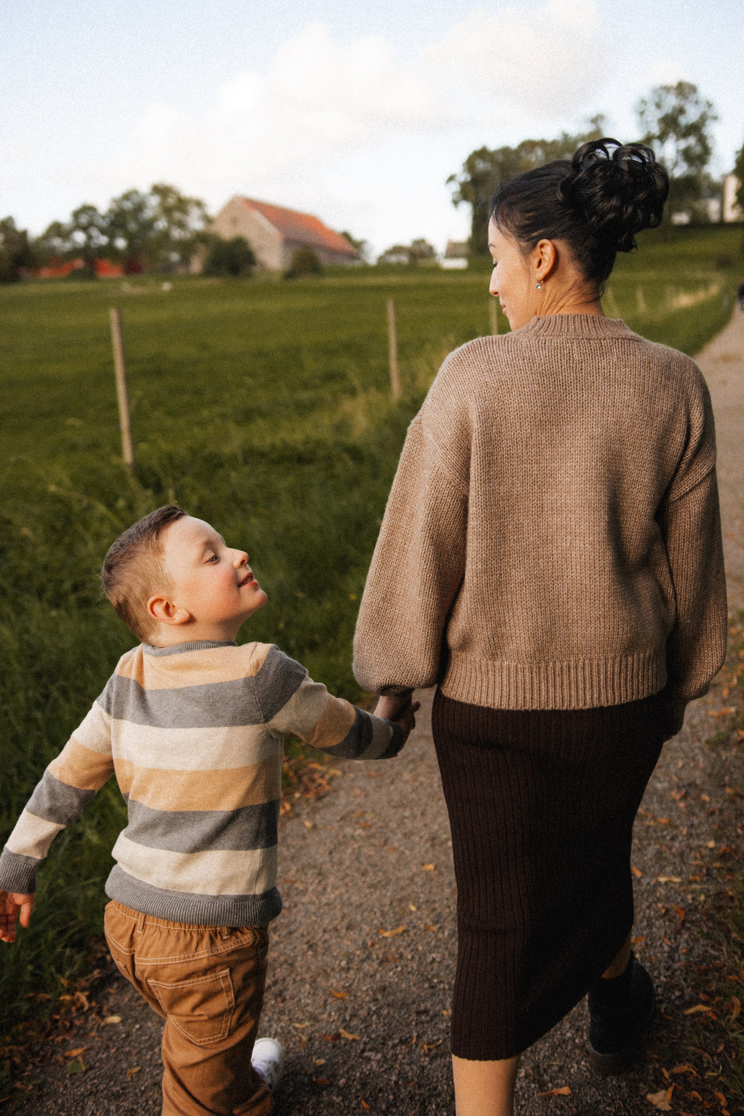 Mother and son’s story. Photographer in Gothenburg Aleksandra Stroganova