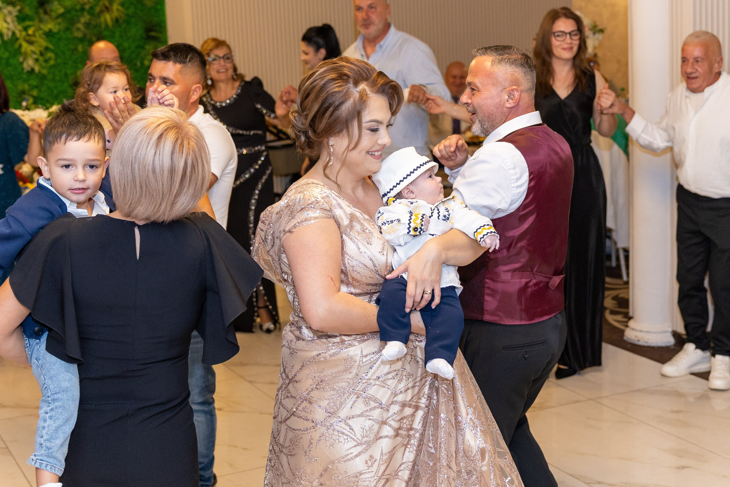 Andrei Sebastian. Moments By Gub