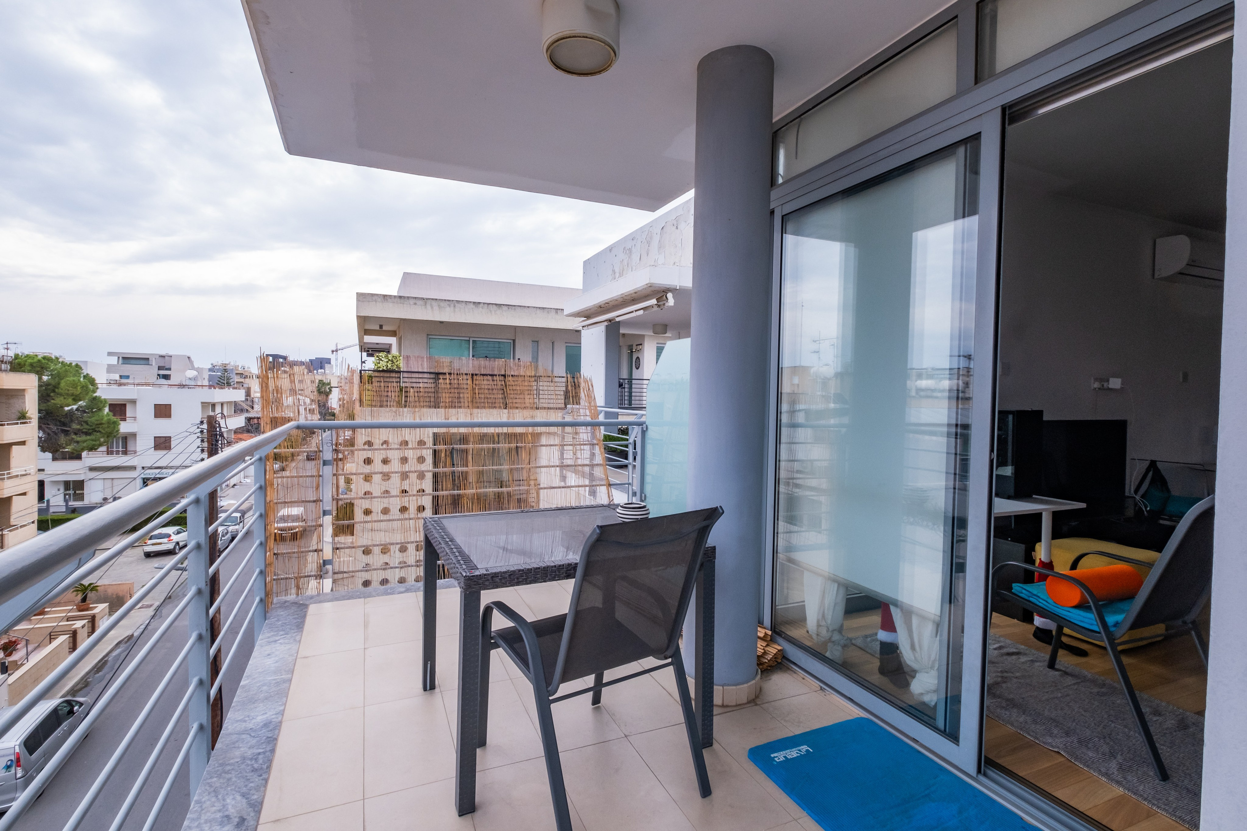 FLAT IN LIMASSOL. Photographer in Cyprus Lena Kirilishina