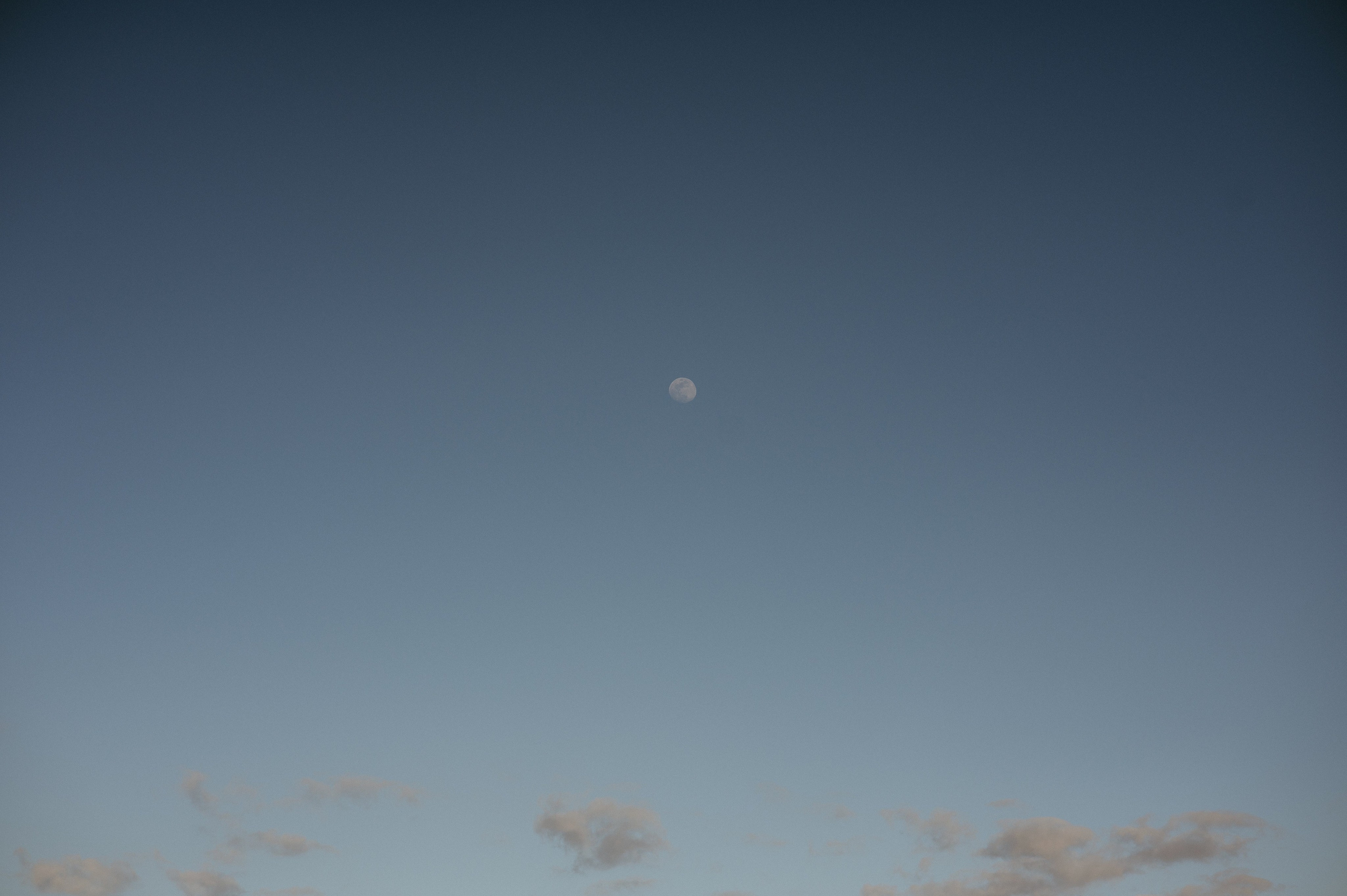 Ședință foto romantică în Lisabona – Inspirație pentru fotografiile de nuntă. Valentin Melen — wedding photographer