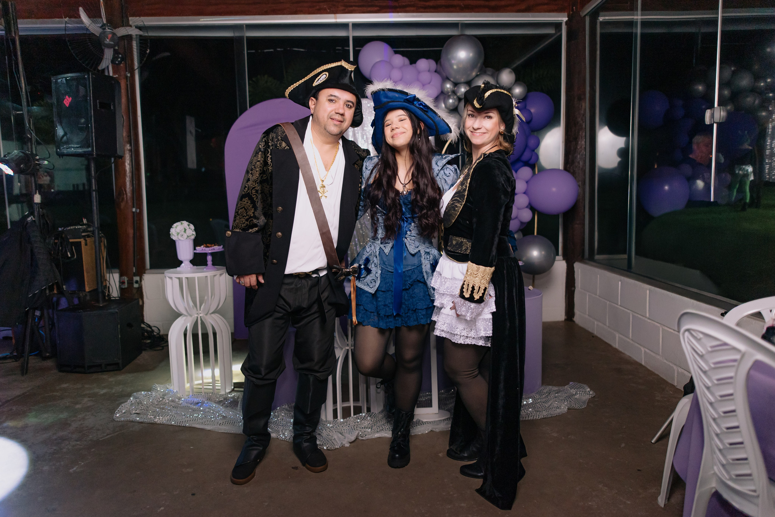 Sofia 15 anos. Wedding photographer Ana Koshi