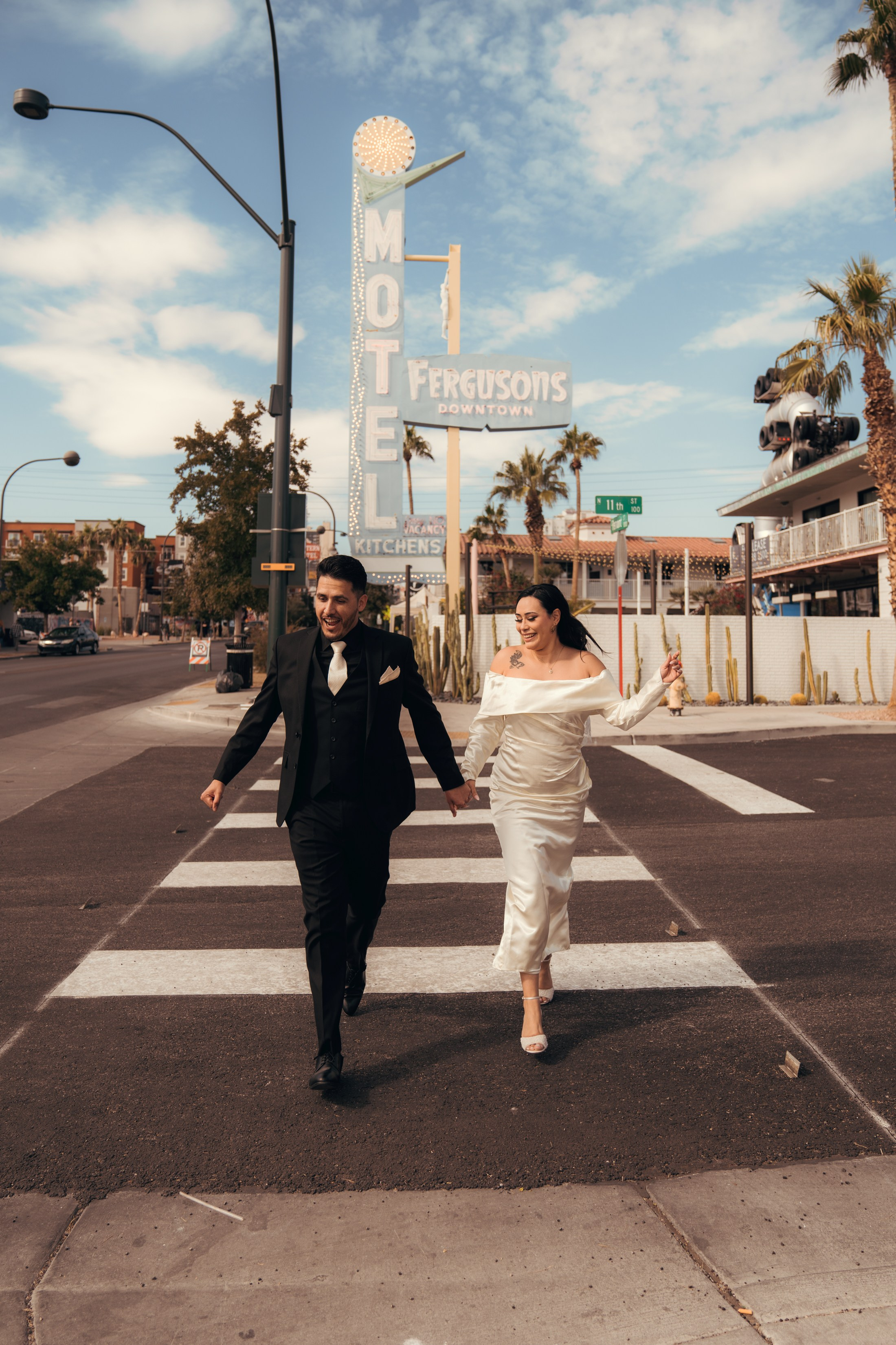 Celeste&Alejandro. Wedding & elopement photographer Viktoriya Kravtsov. Las Vegas