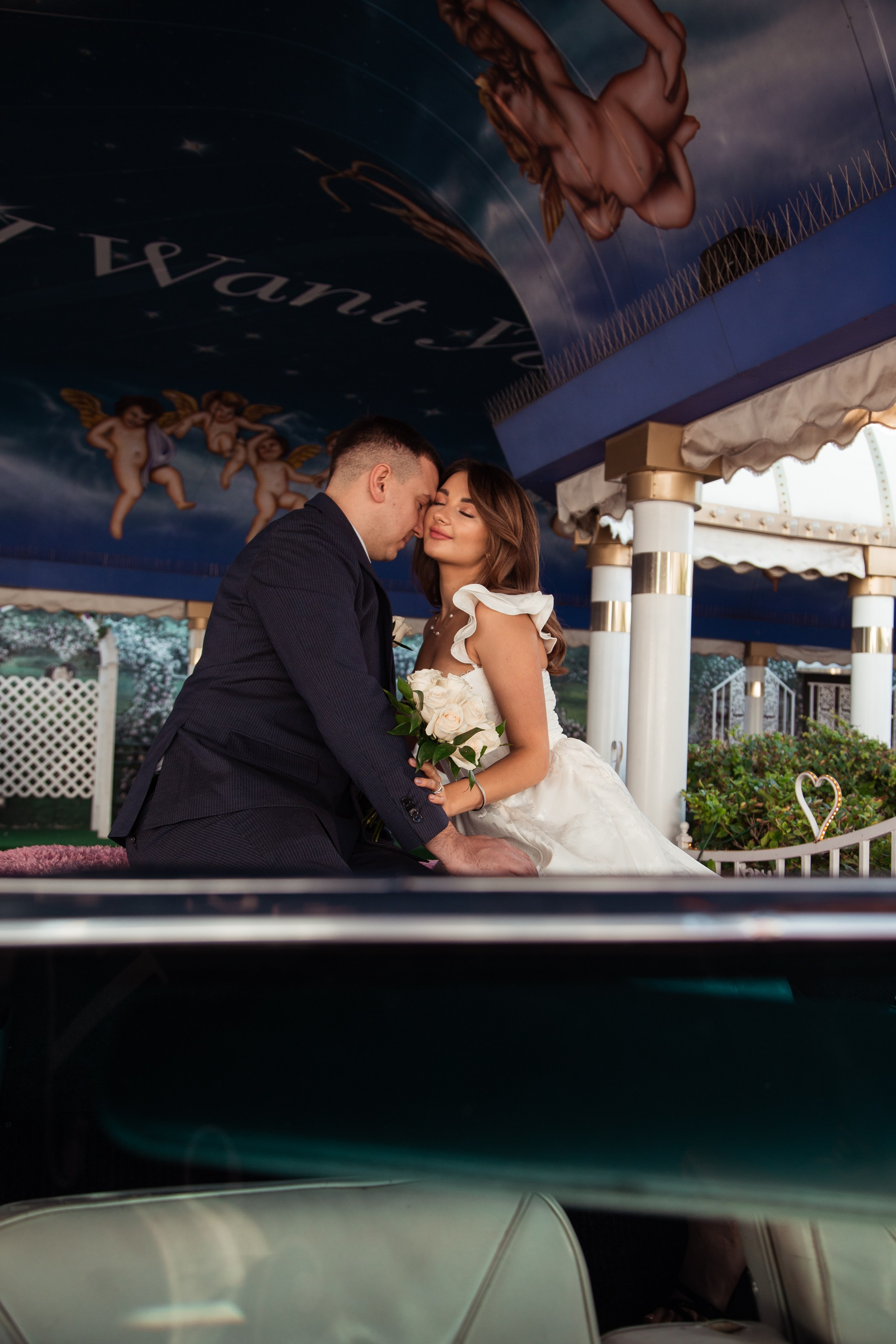 A&R. Wedding & elopement photographer Viktoriya Kravtsov. Las Vegas