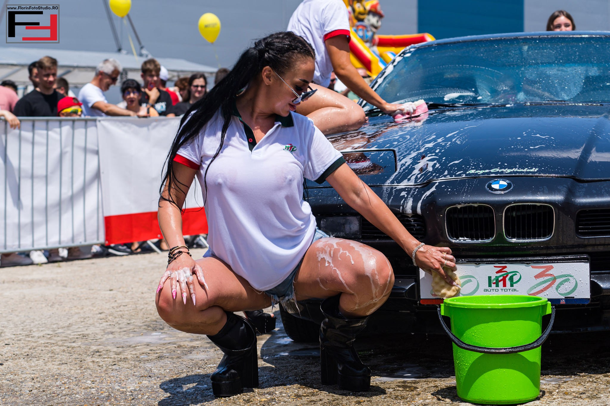 Car Wash @ Auto Total Business Show 2024. Studio foto Galati sexy — boudoir fotograf freelancer Florin Costache