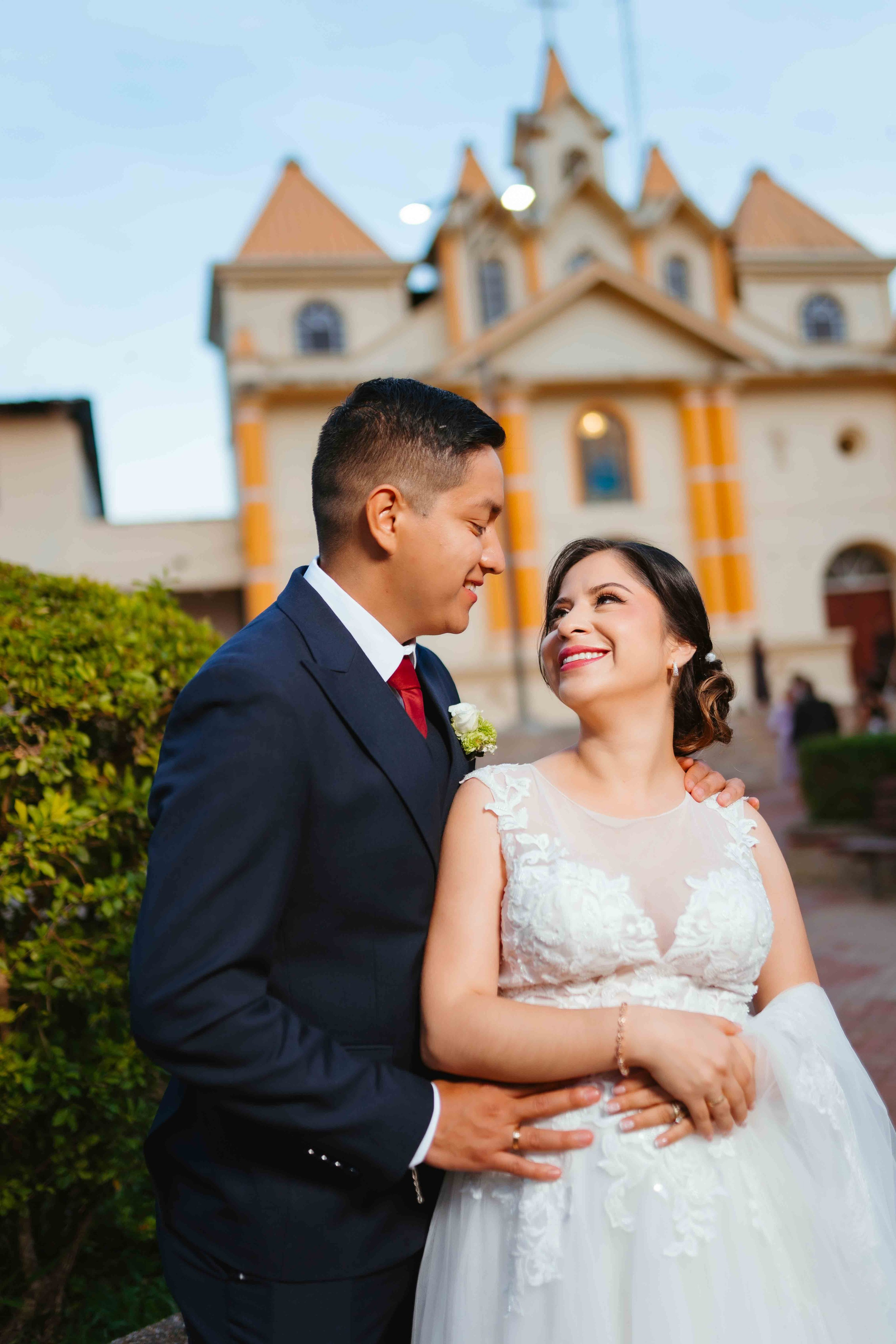 Jennifer y Vladimir. Fotógrafo de bodas en Loja Ecuador | Piero Alvarez PH
