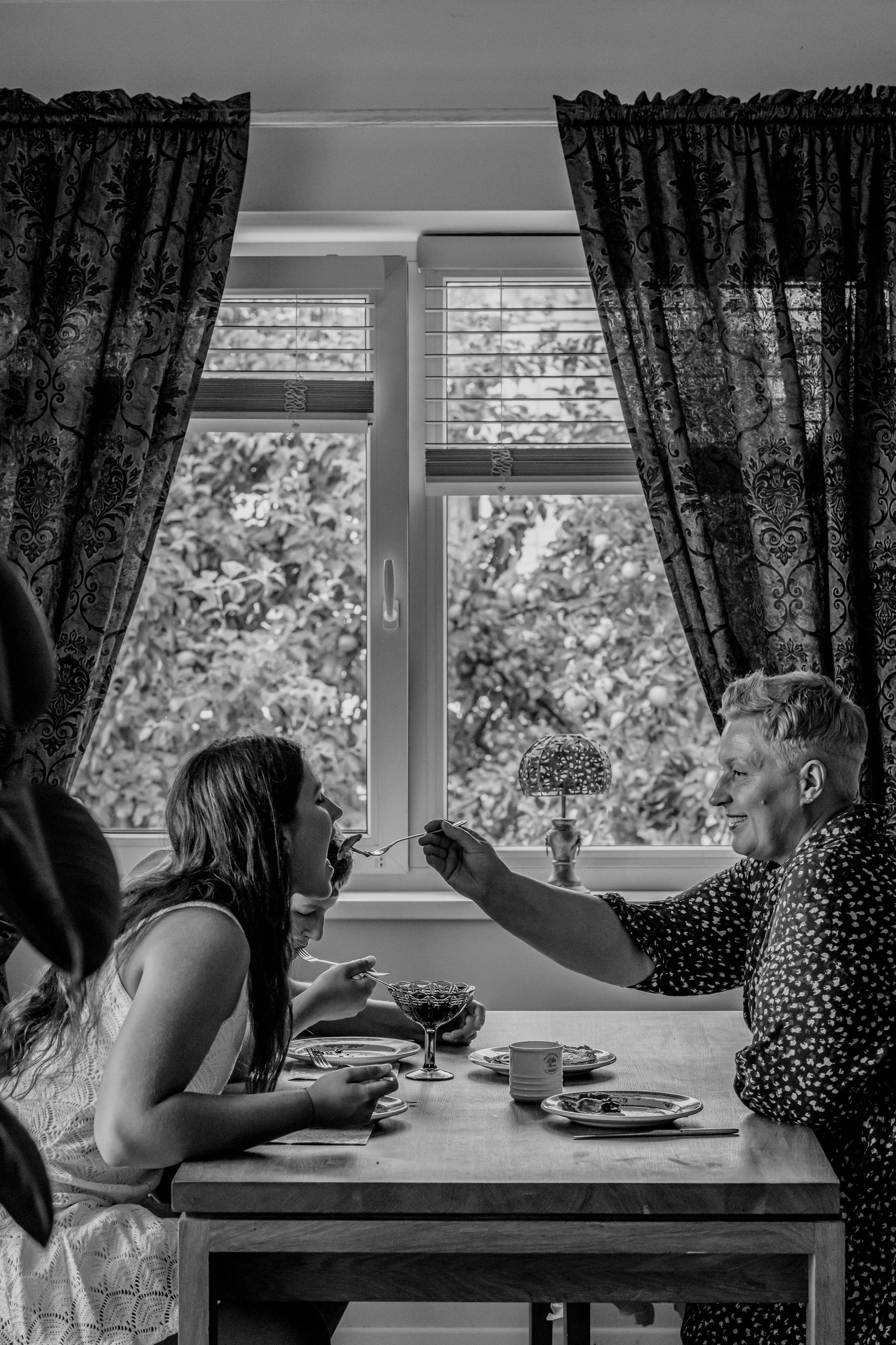 Šeimos pietus. Wedding and family photographer in Lithuania — Yvanessa Gelvano